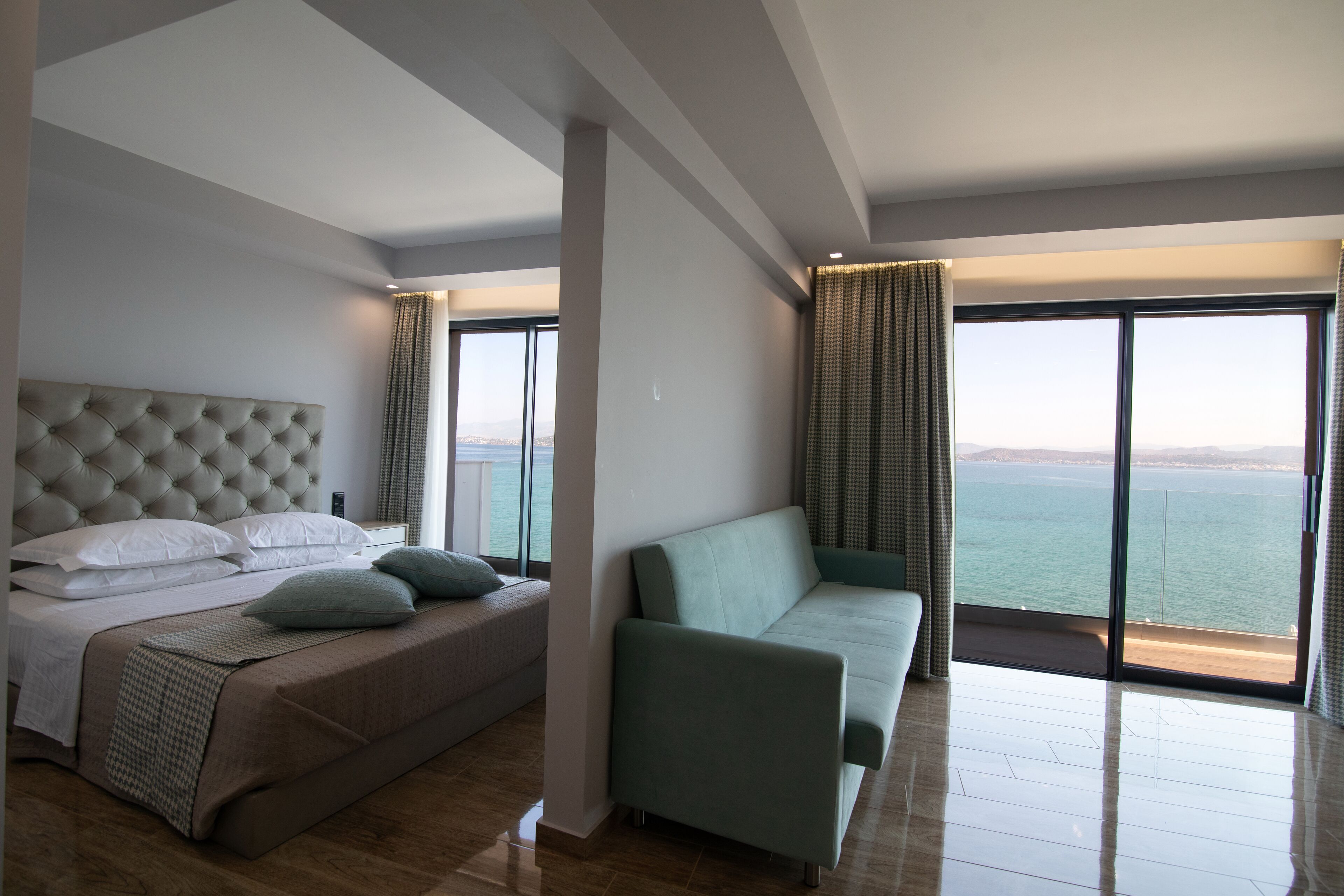 Supreme Suite Sea View