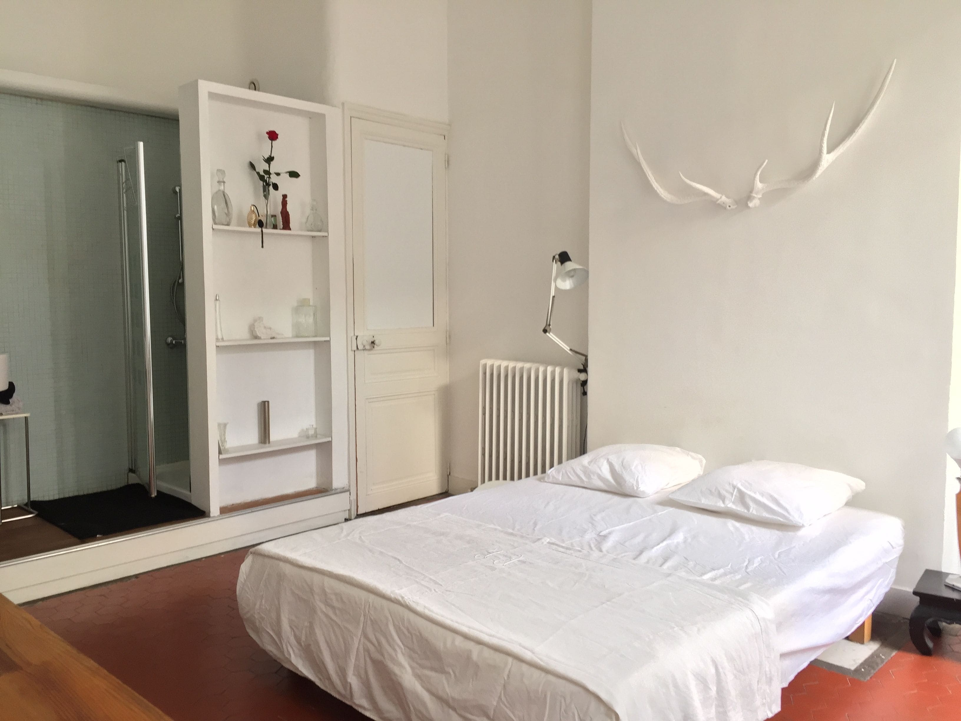 Double Room (Belle chambre spacieuse)
