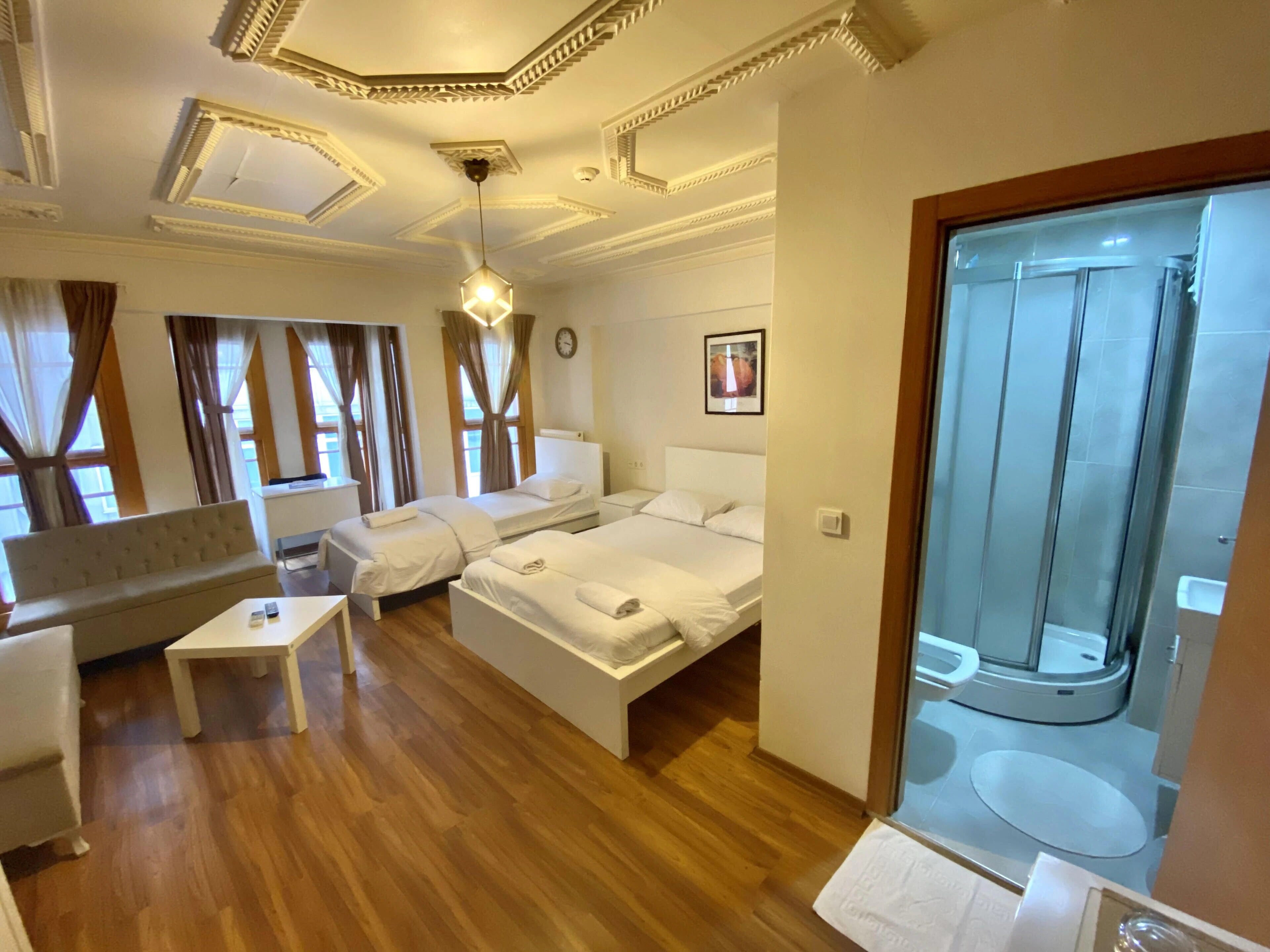 Deluxe Triple Room