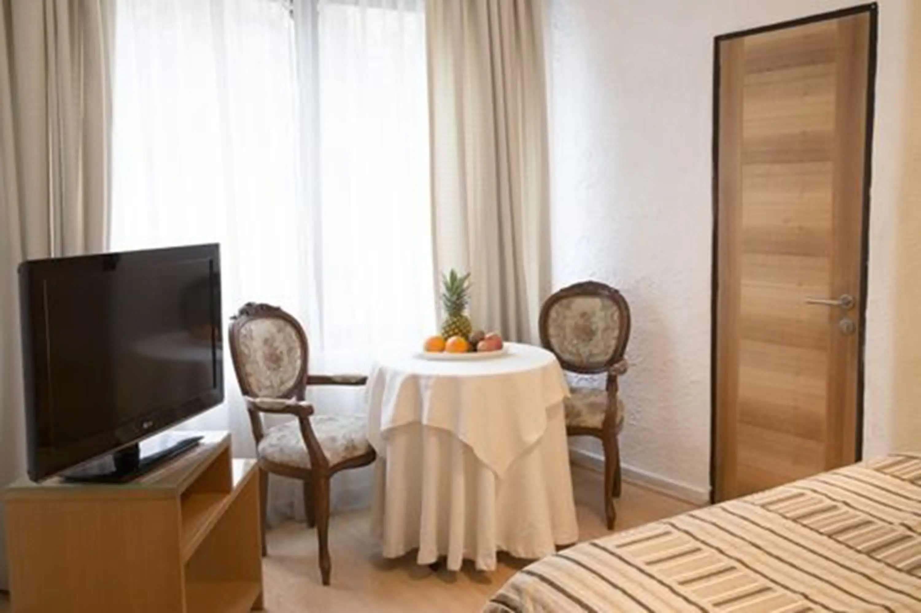 Standard Double Room, 2 Twin Beds, Non Smoking