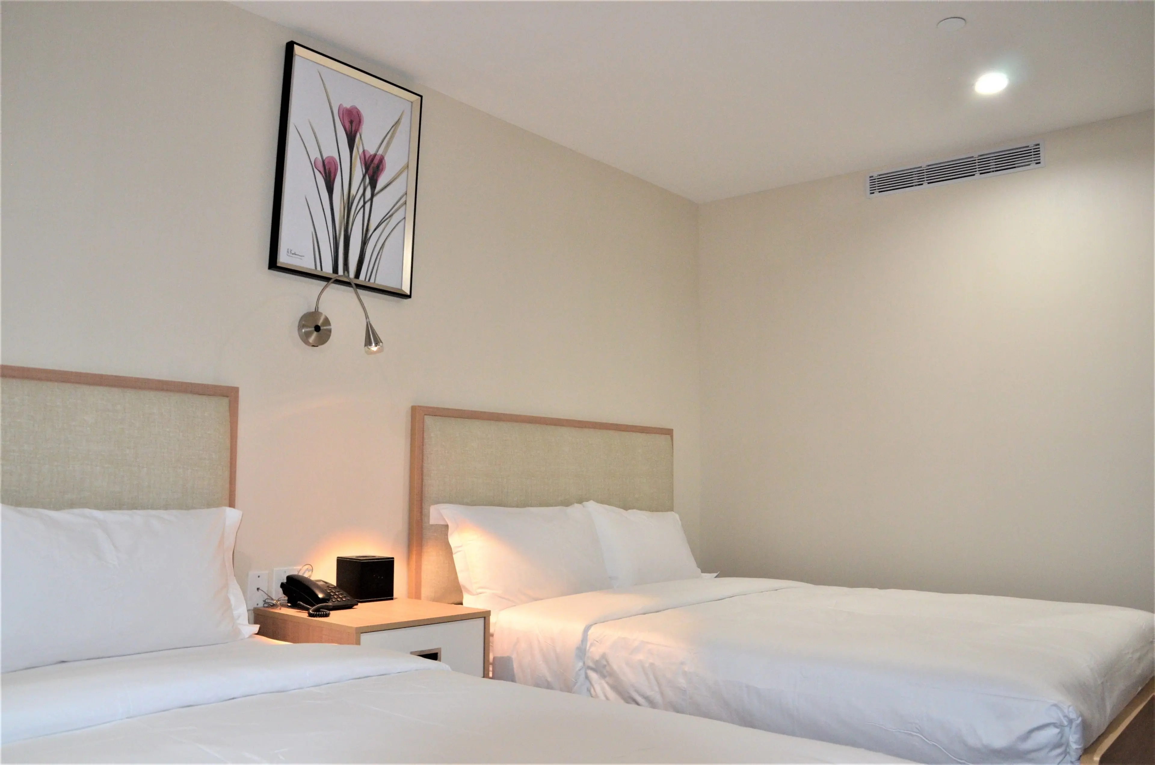 Classic Double Room, 2 Queen Beds Classic Double Room, 2 Queen Beds