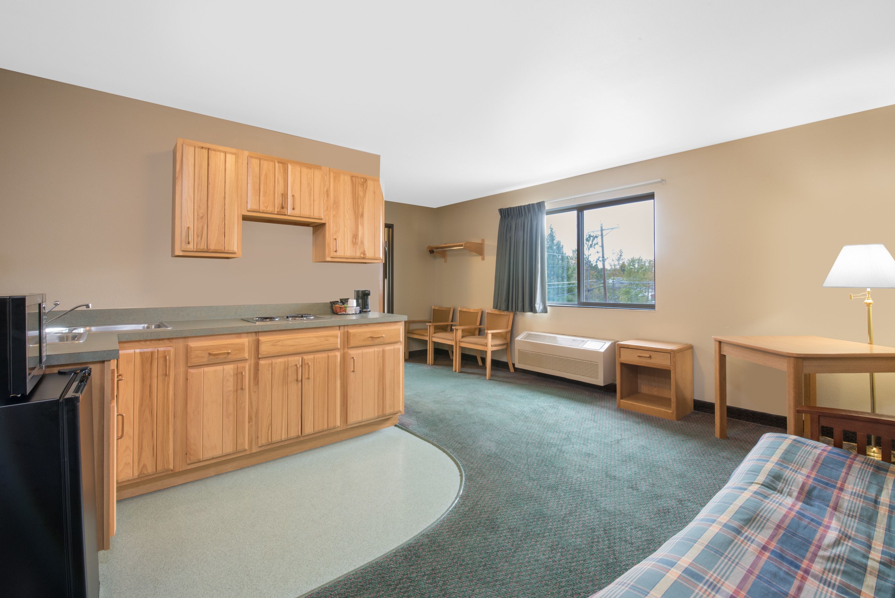 Suite, Kitchenette