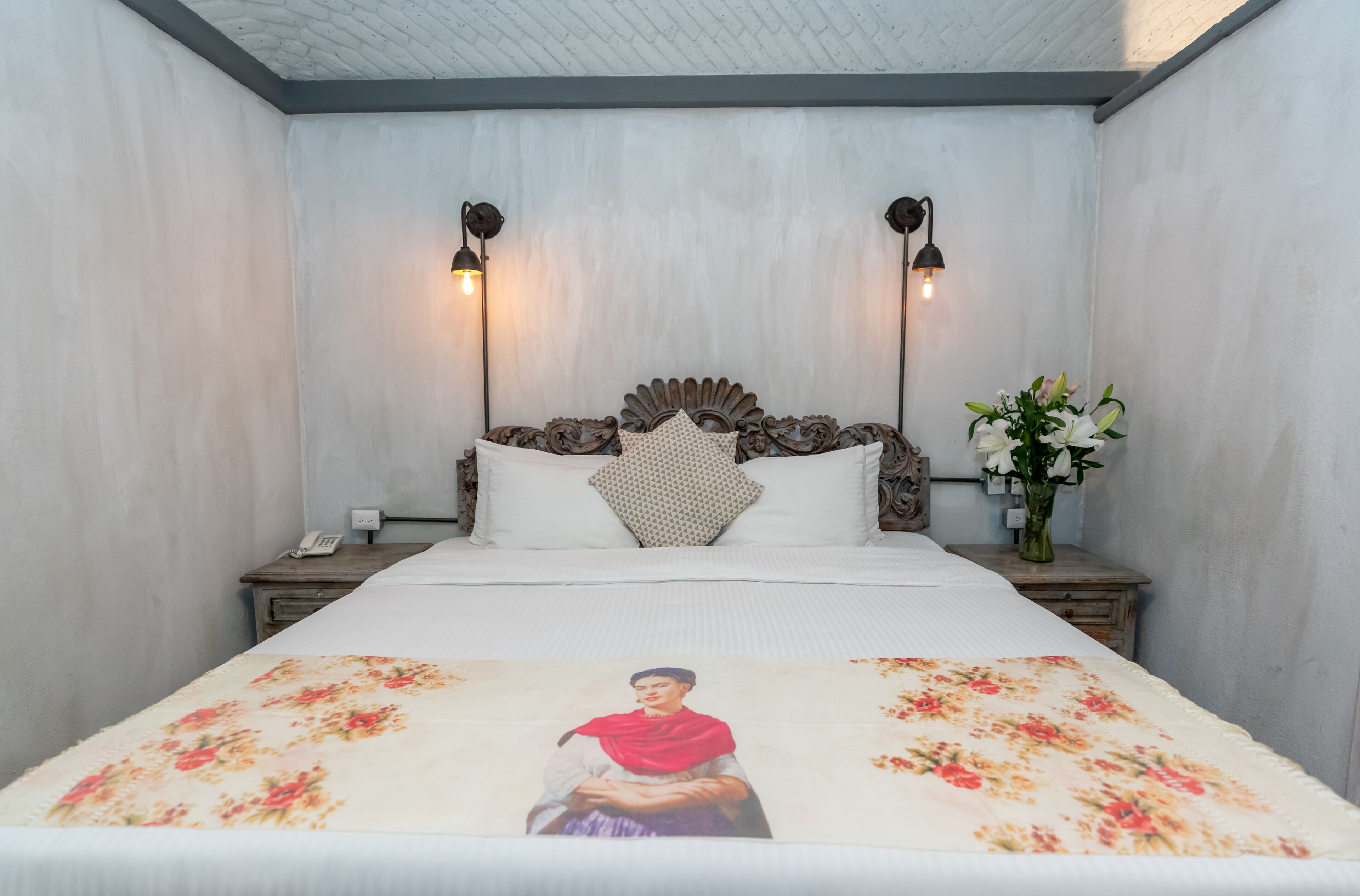 Romantic Studio Suite