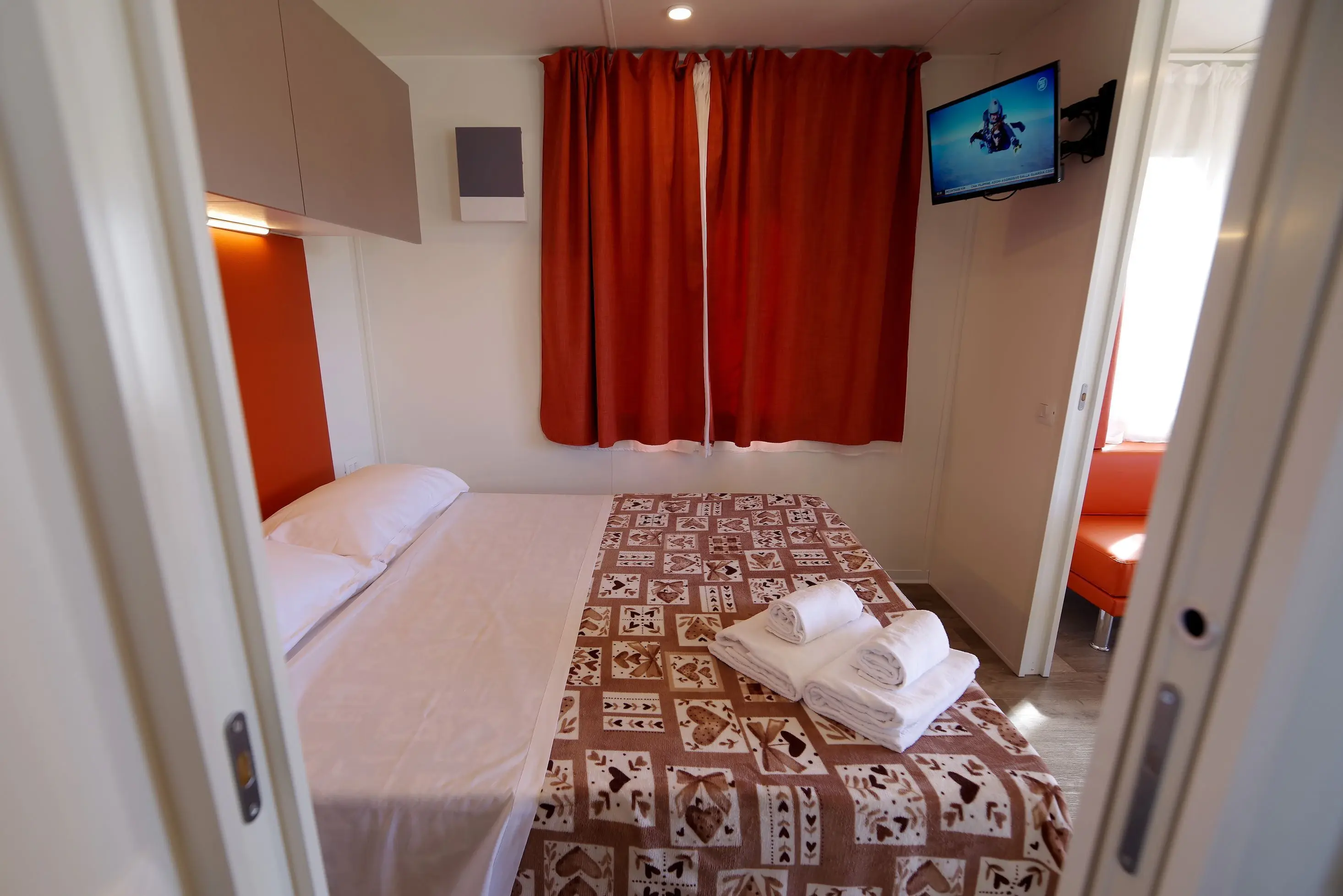 Deluxe Mobile Home, 1 King Bed Deluxe Mobile Home, 1 King Bed
