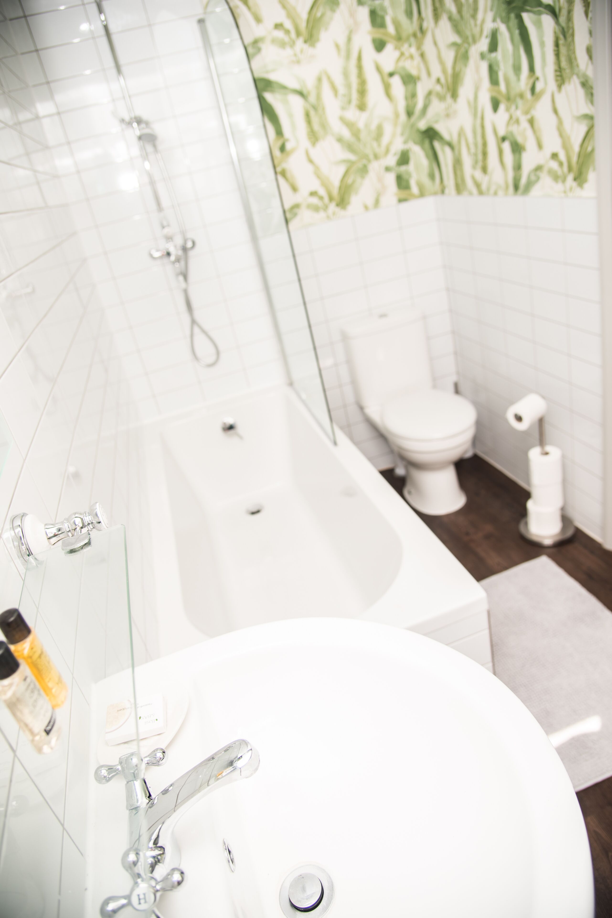 Suite, Ensuite