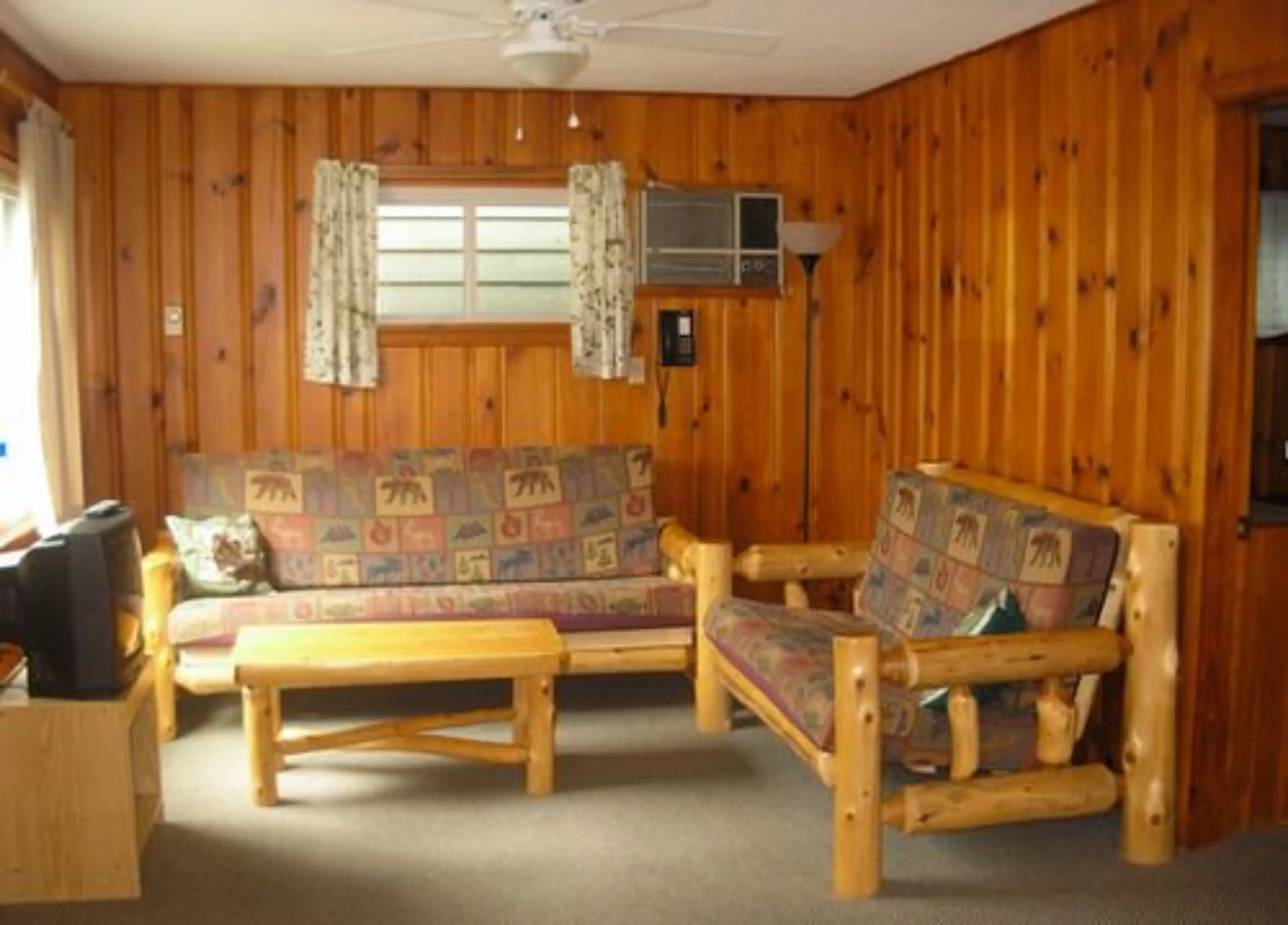 Standard Room, 3 Bedrooms, Non Smoking (Lakeside Three Bedroom Cottage) Standard Room, 3 Bedrooms, Non Smoking (Lakeside Three Bedroom Cottage)