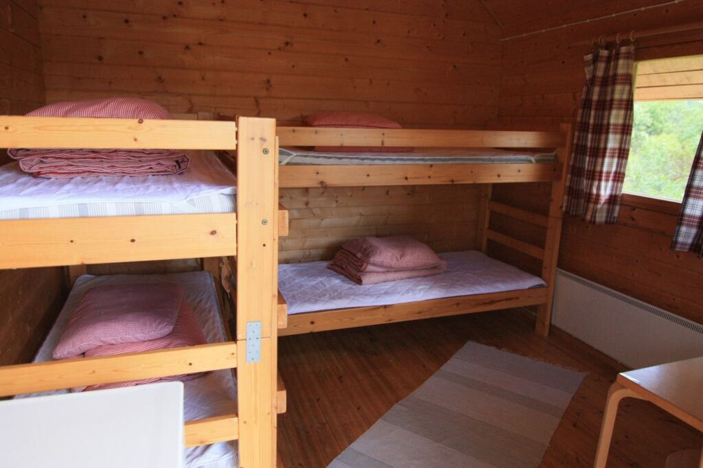 Economy Cottage (with Shared Facilities)