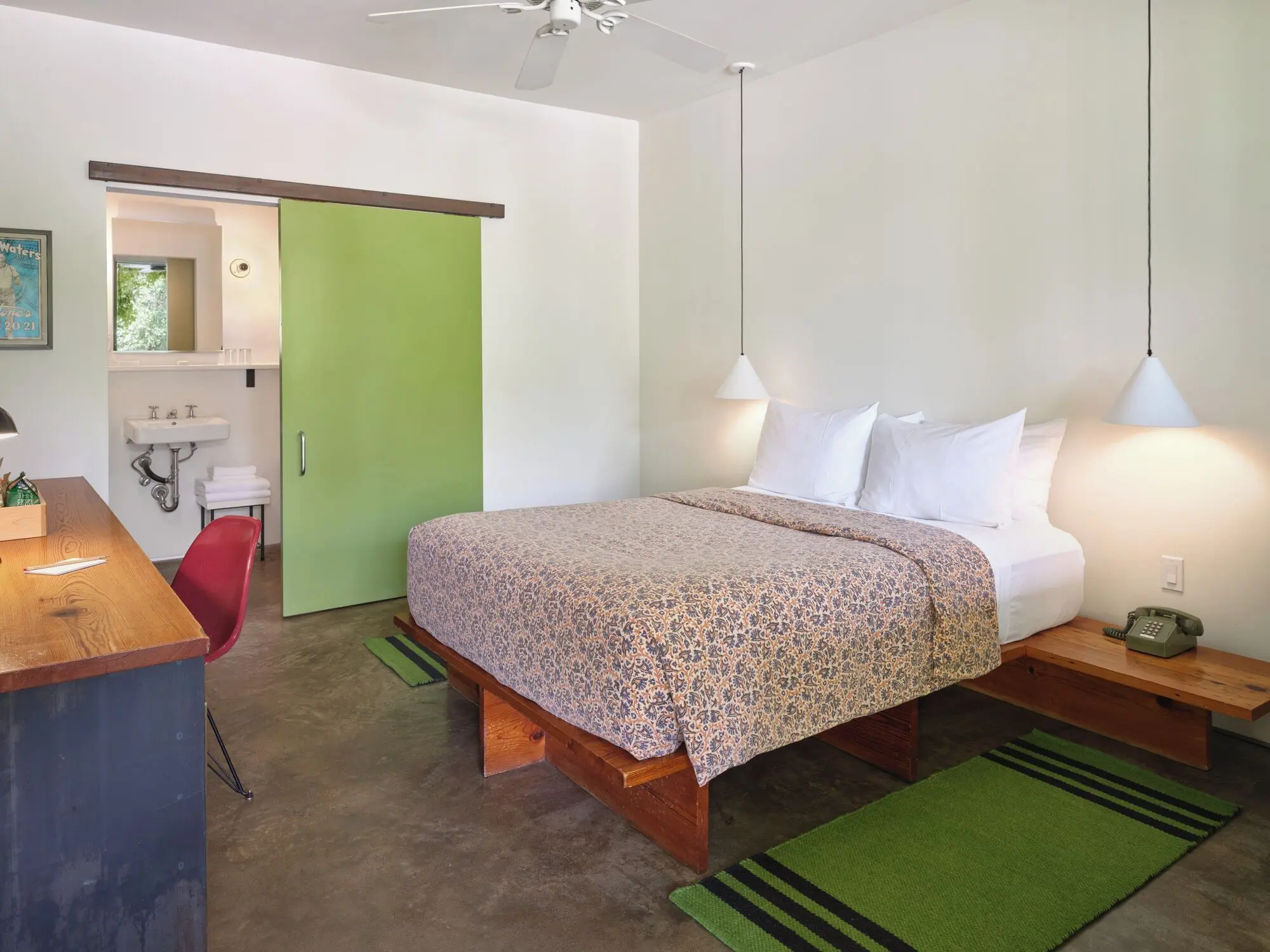 Deluxe Room, 1 Queen Bed Deluxe Room, 1 Queen Bed