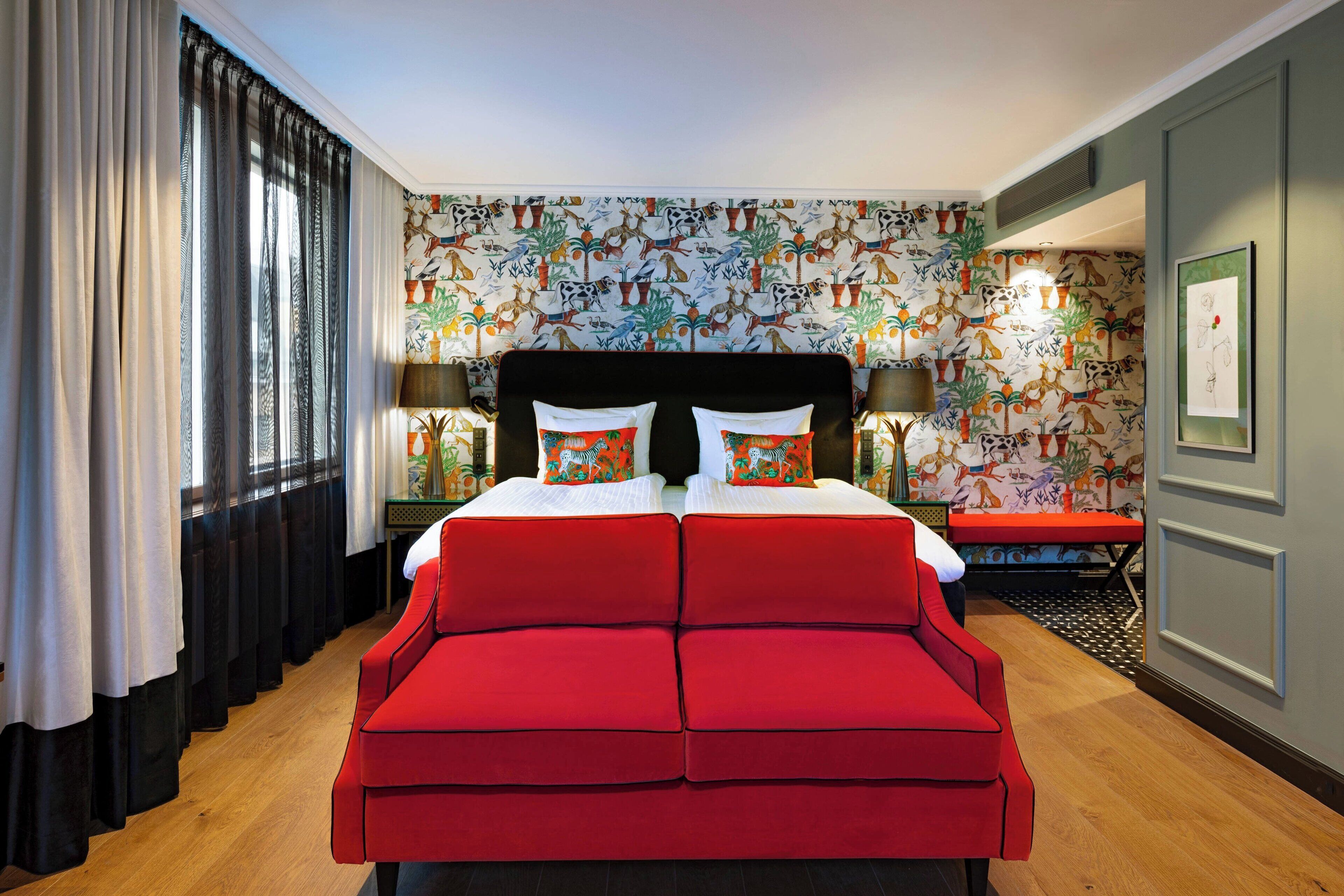 Room, 1 King Bed, Corner