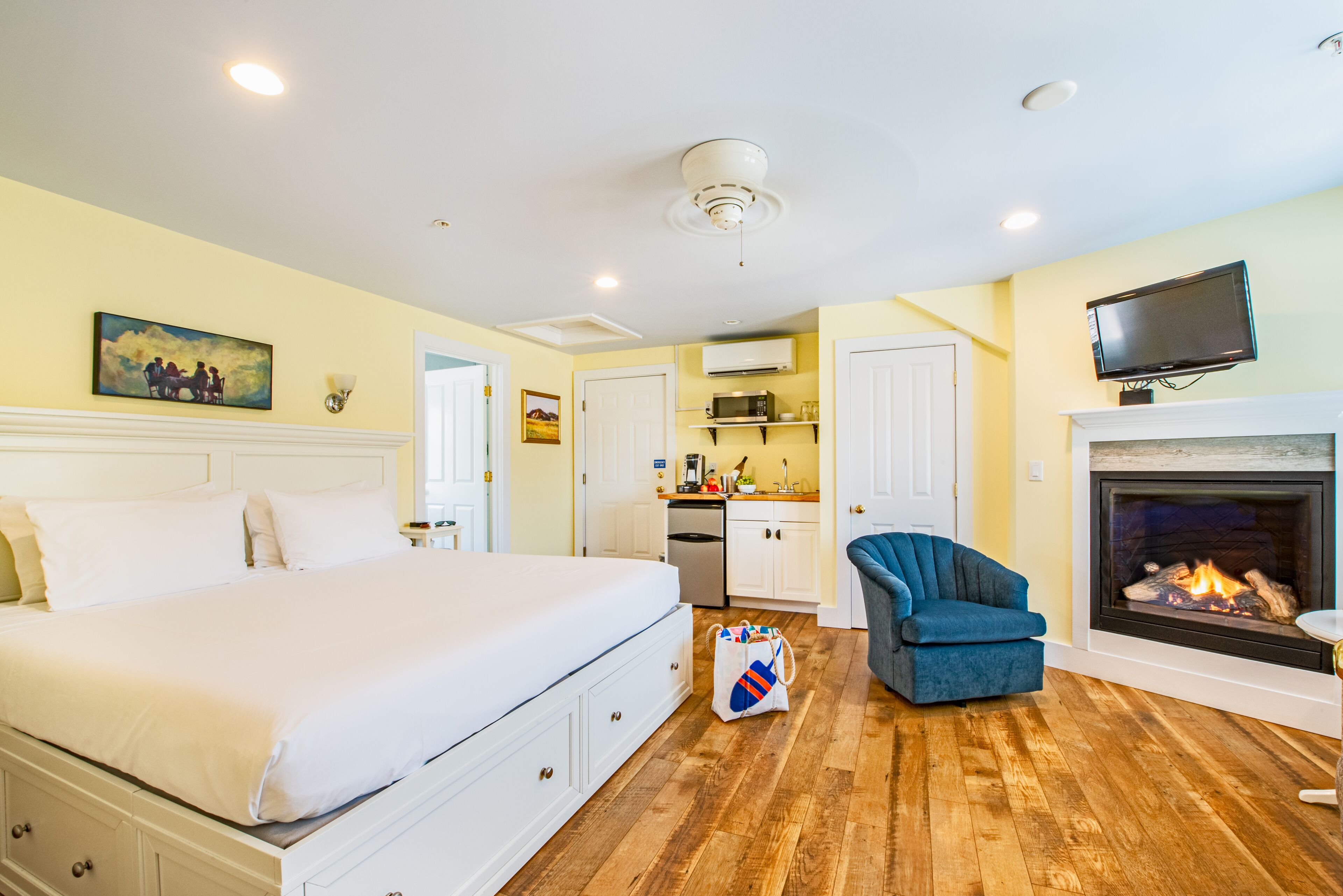 Waves Penthouse