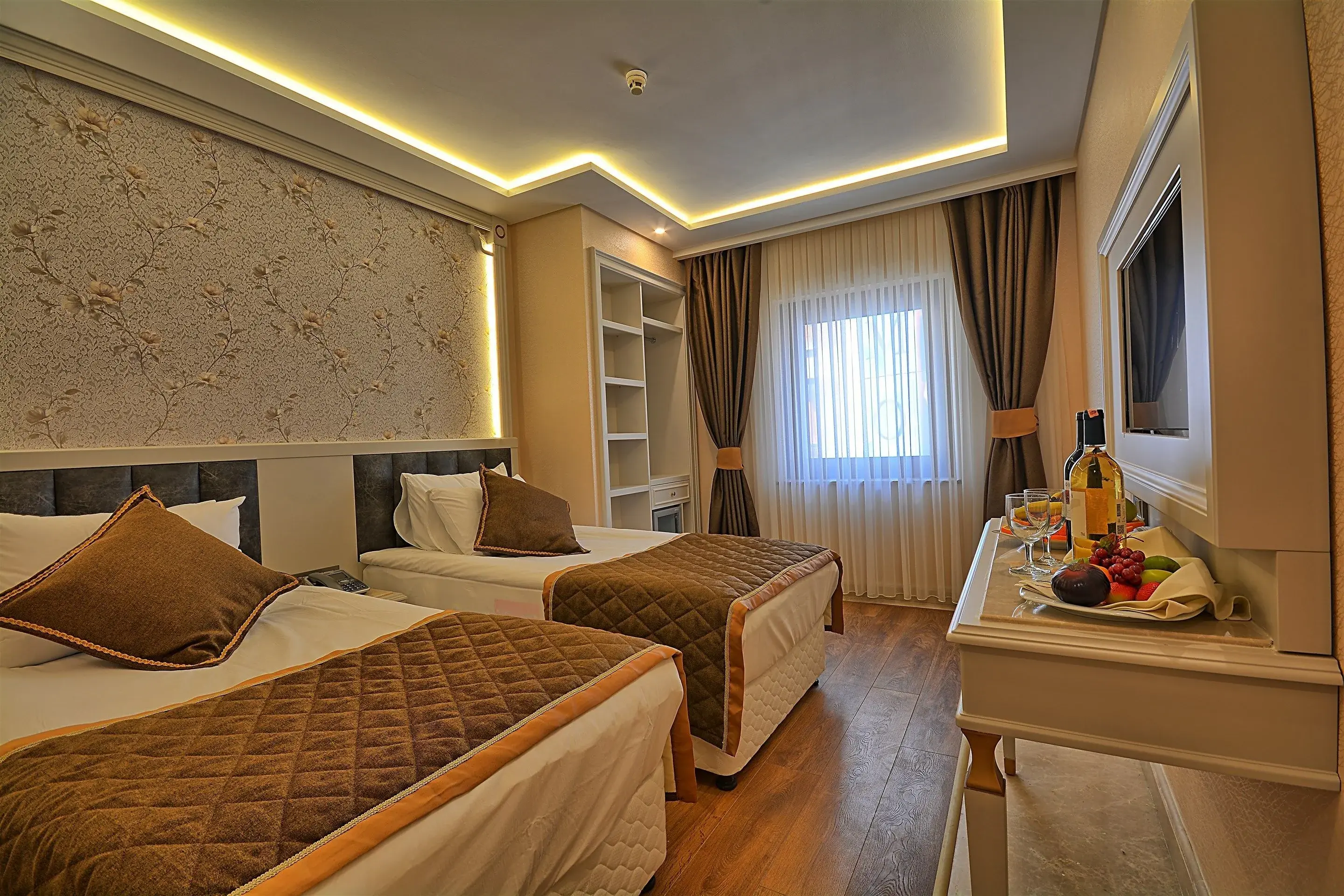 Deluxe Twin Room, 2 Twin Beds, Non Smoking Deluxe Twin Room, 2 Twin Beds, Non Smoking
