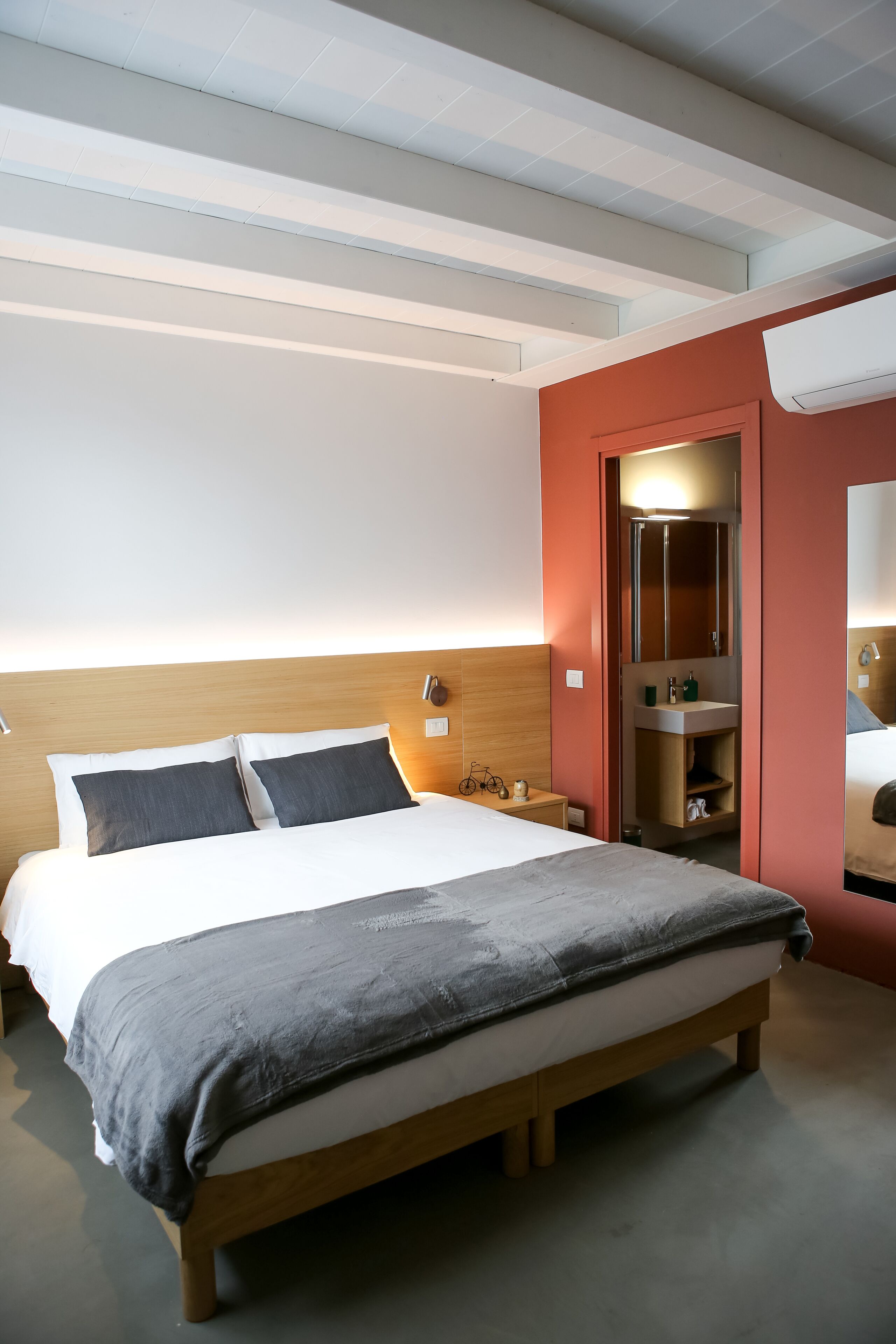 Business Room (Bianchi)
