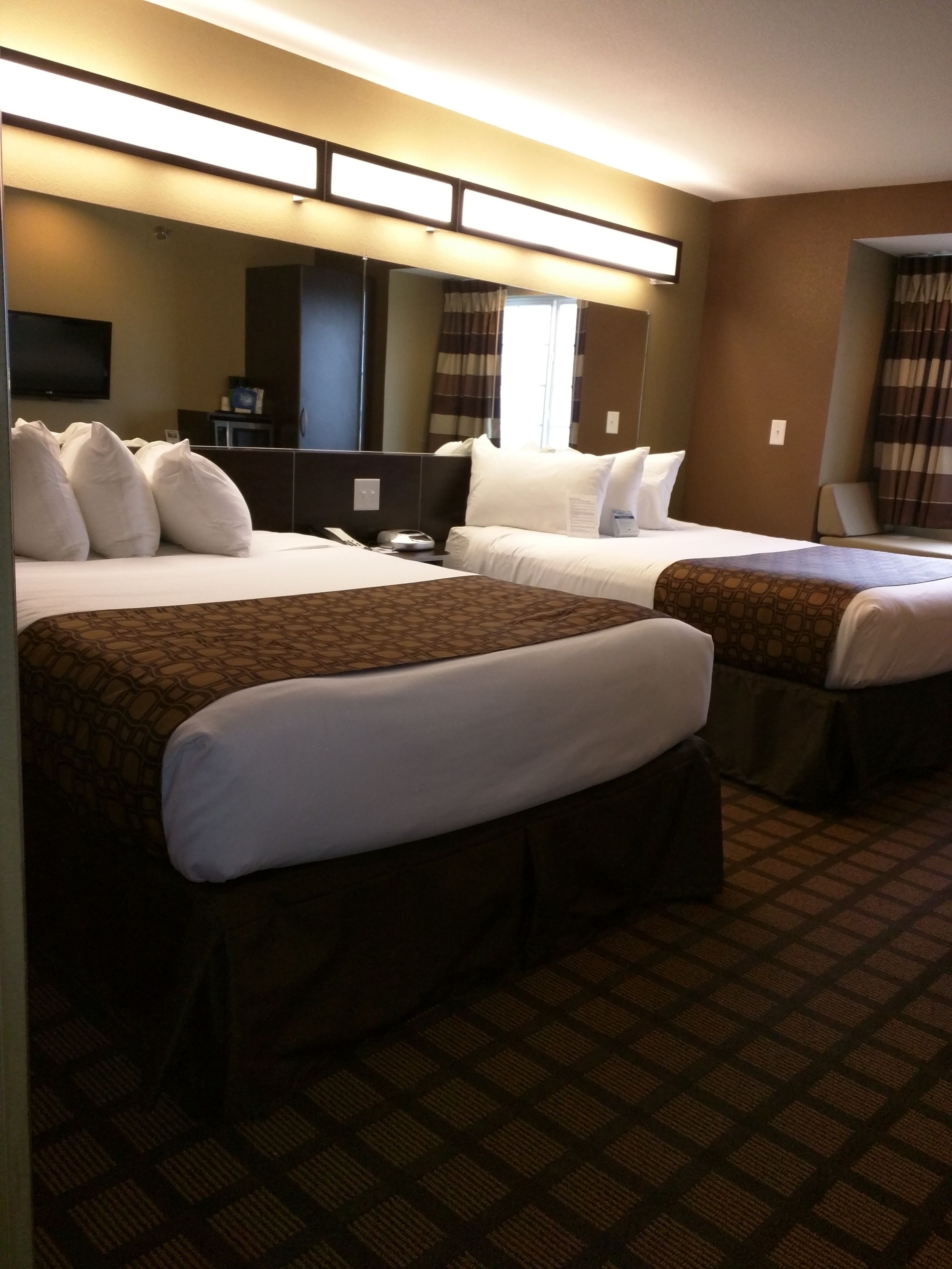 Room, 2 Queen Beds, Non Smoking