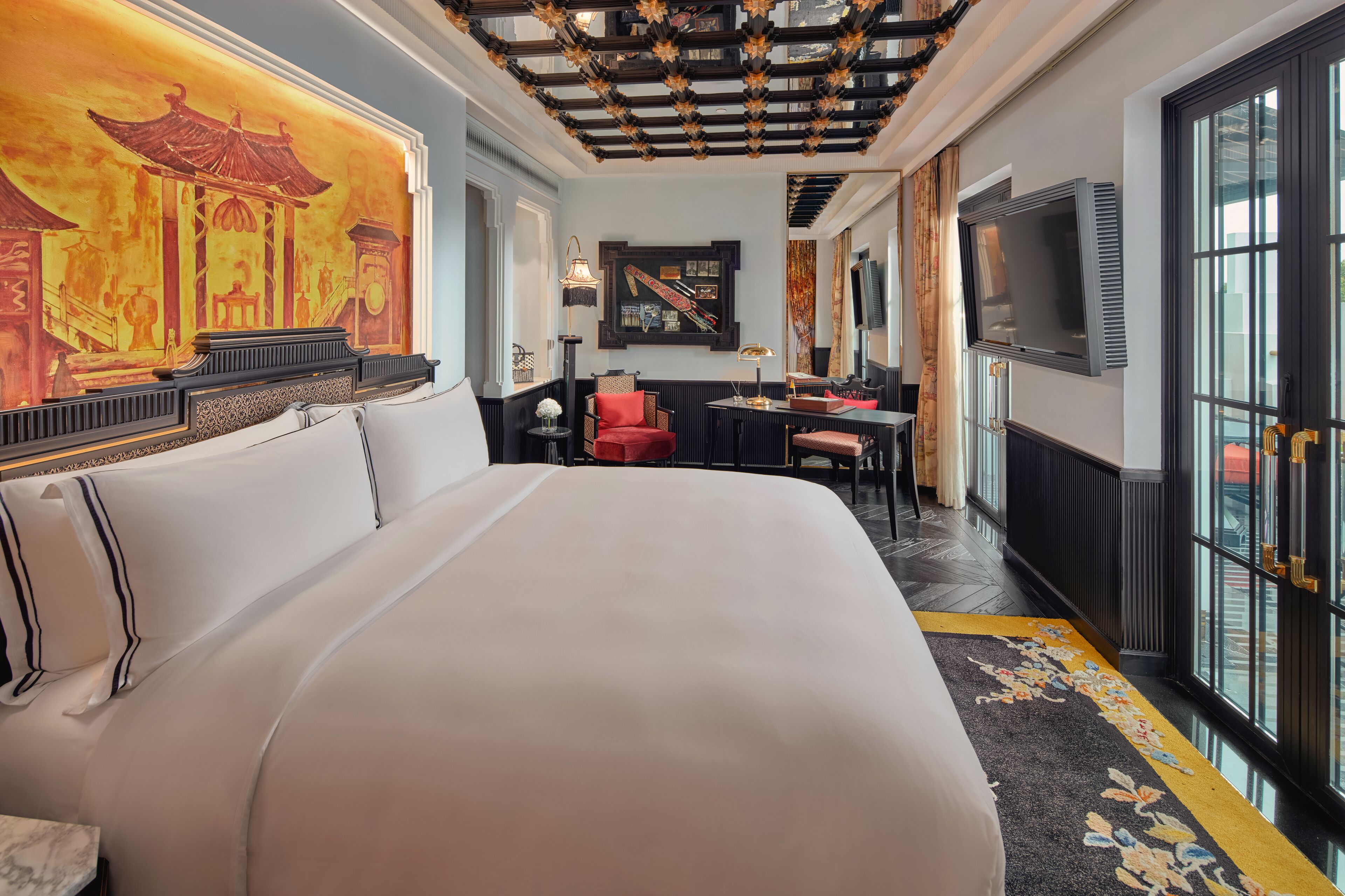 Suite, Terrace (Opera)