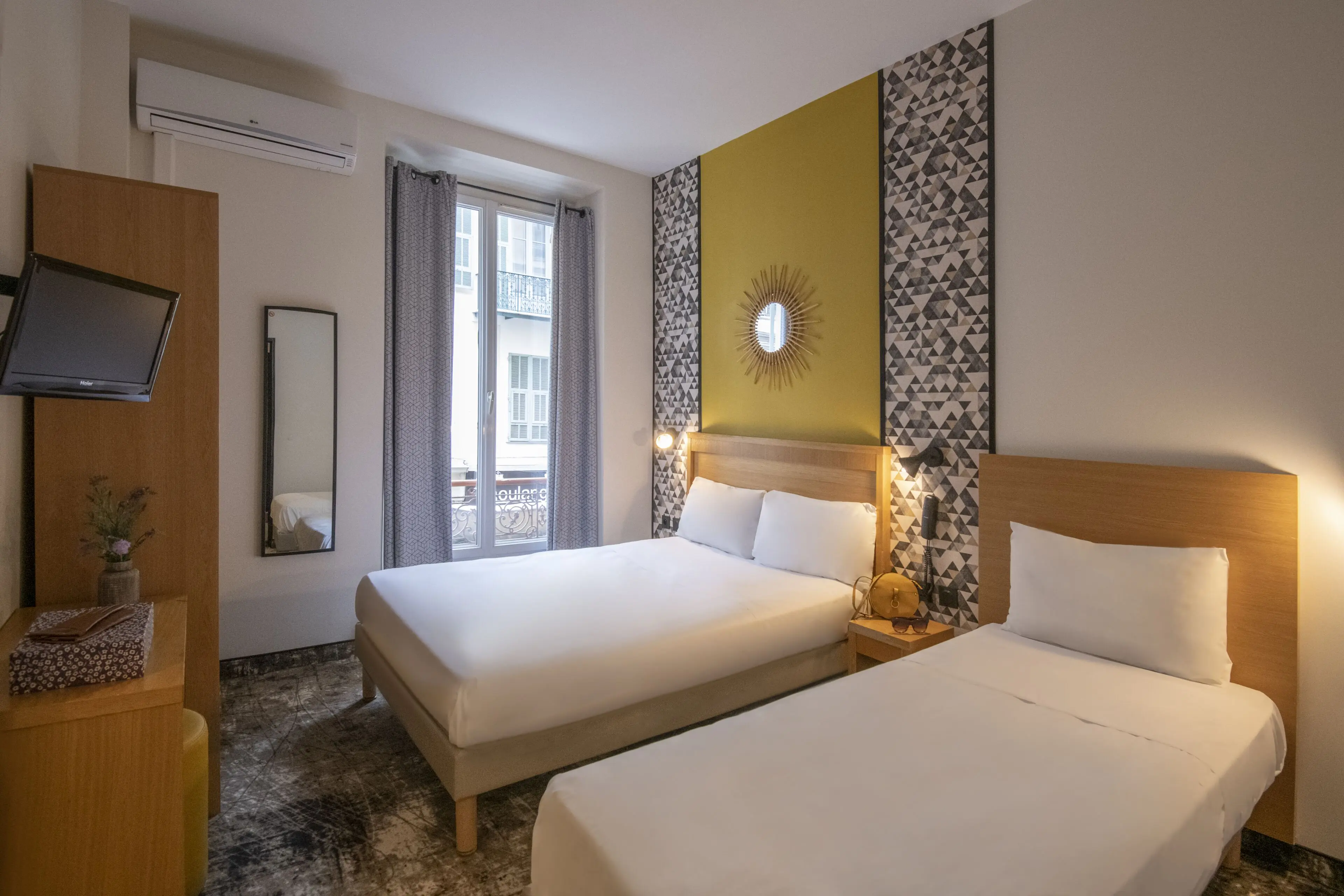 Triple Room Triple Room