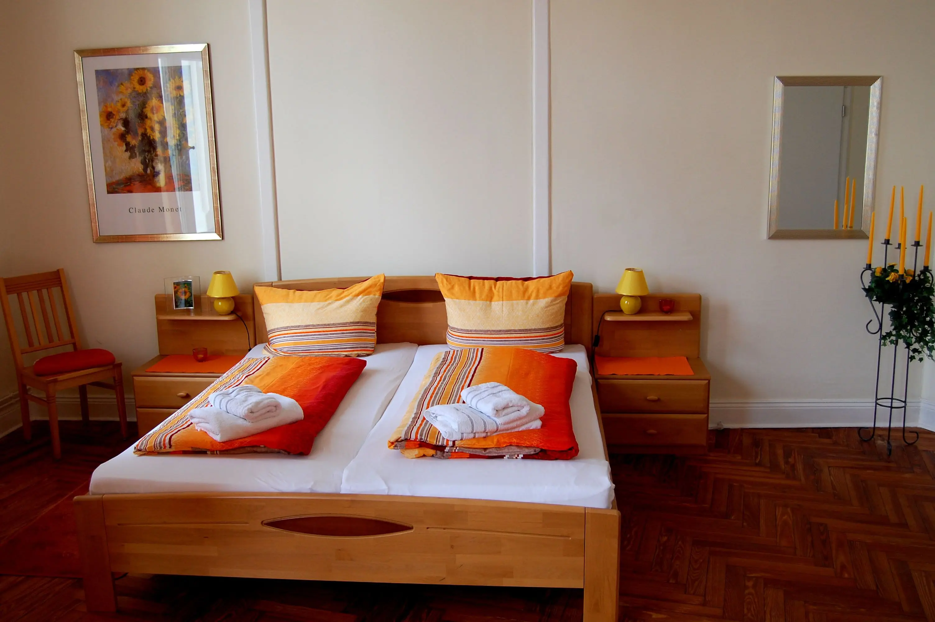 Double Room Double Room