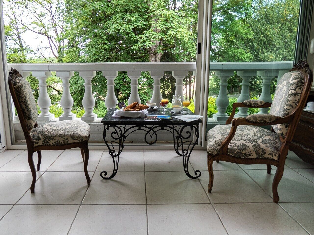 Traditional Suite, Private Bathroom, Park View