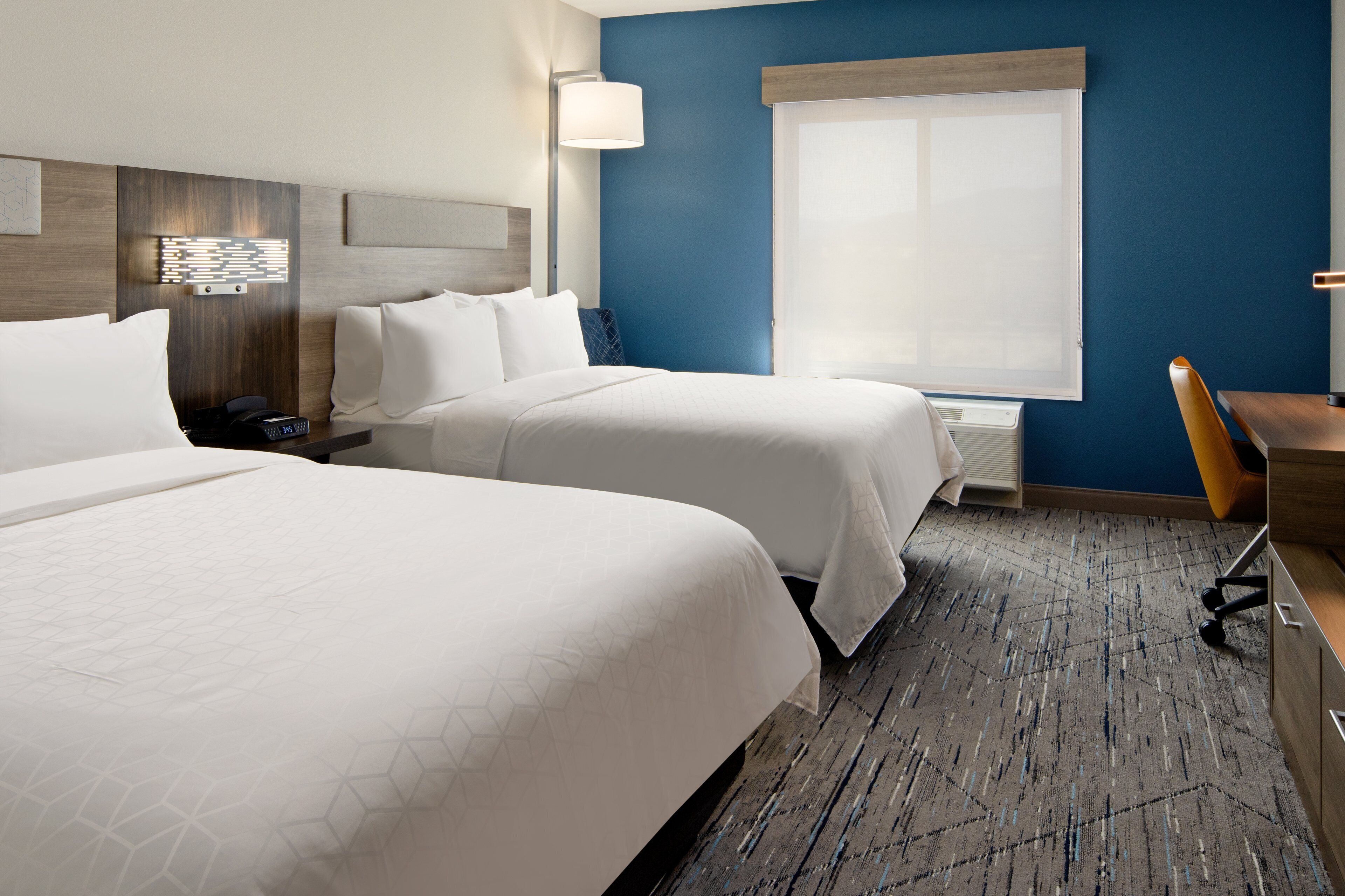 Standard Room, 2 Queen Beds, Accessible Bathtub (Mobility, Accessible Tub)