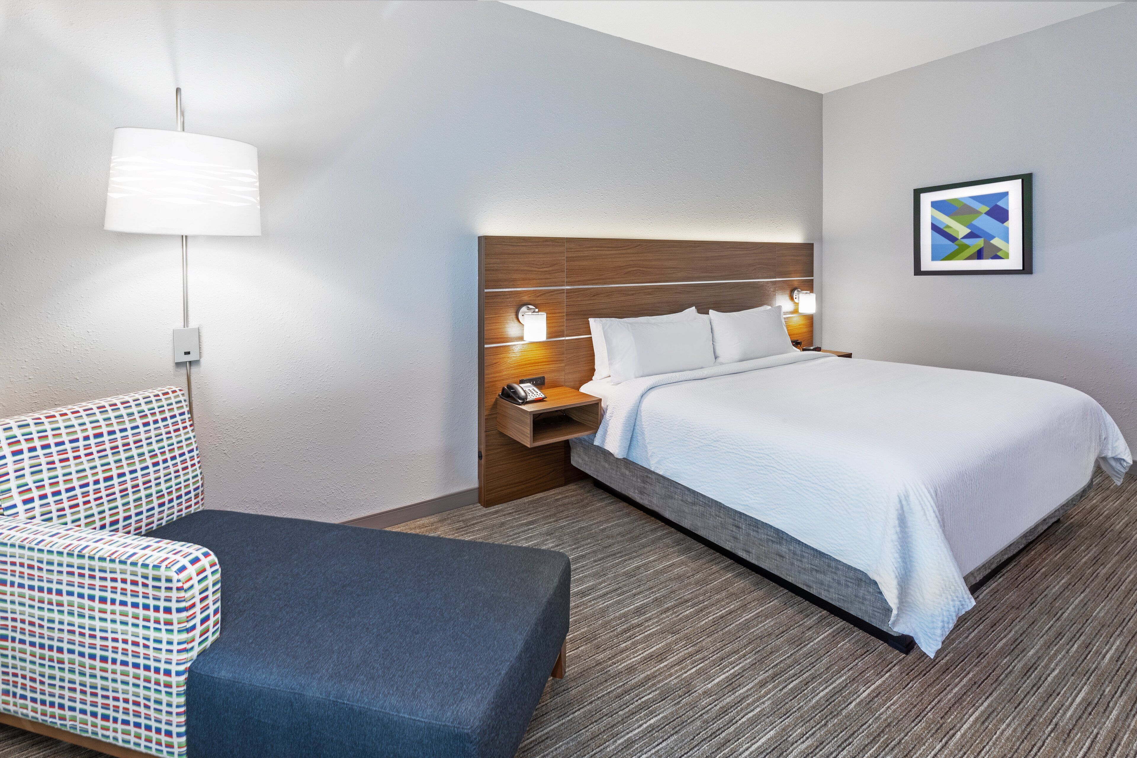 Standard Room, 1 King Bed, Accessible (Communications)