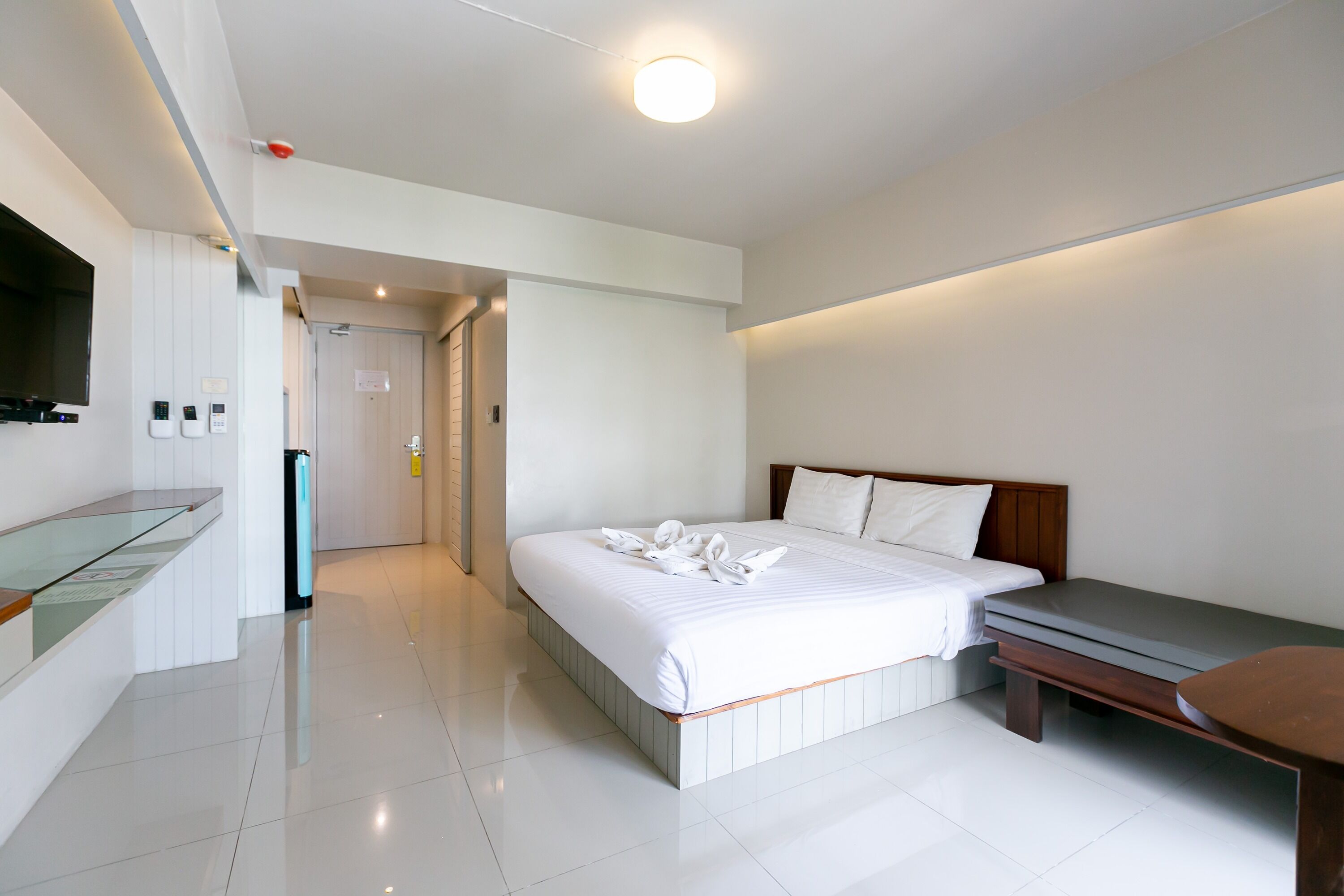 Superior King Bed