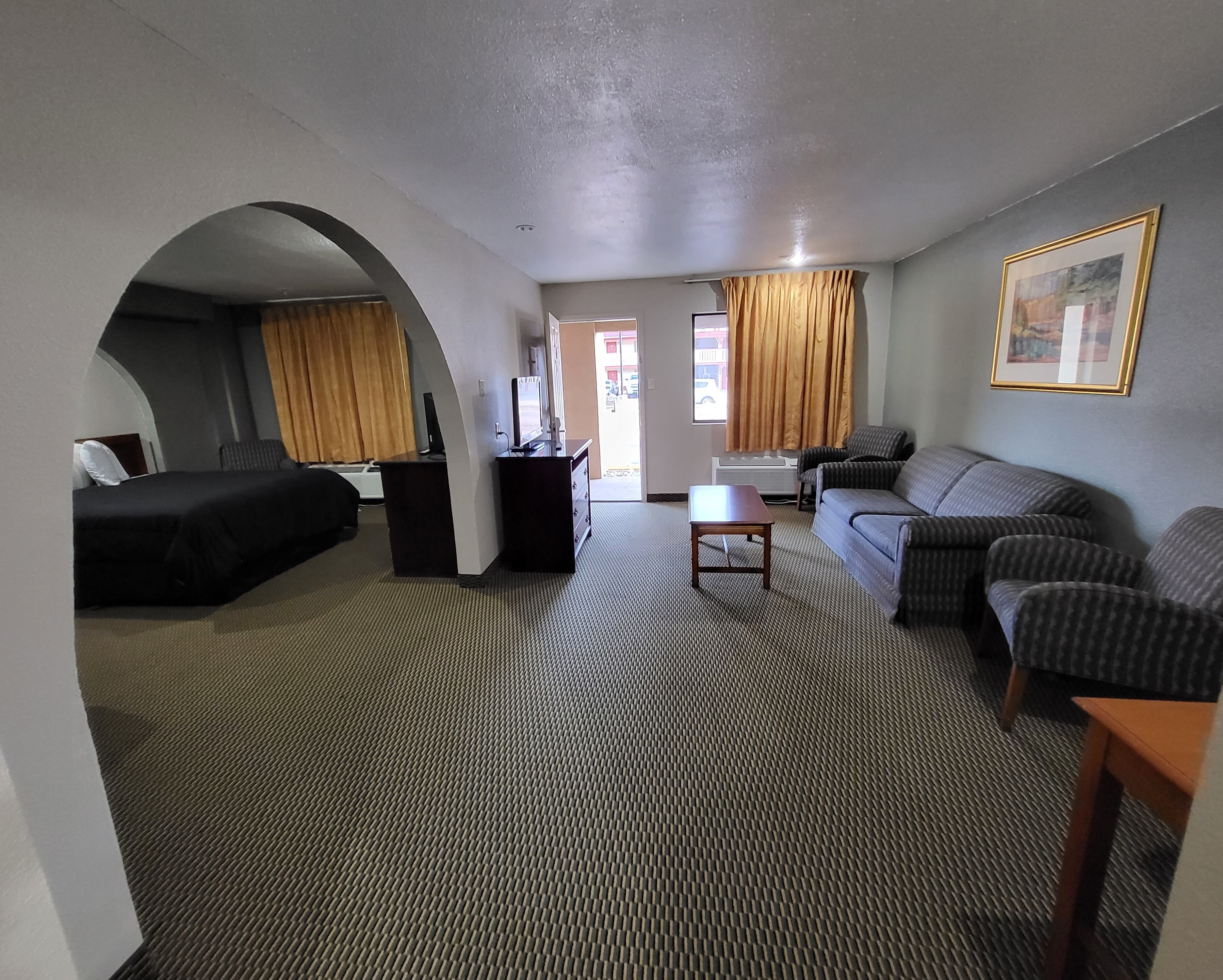 Deluxe Suite