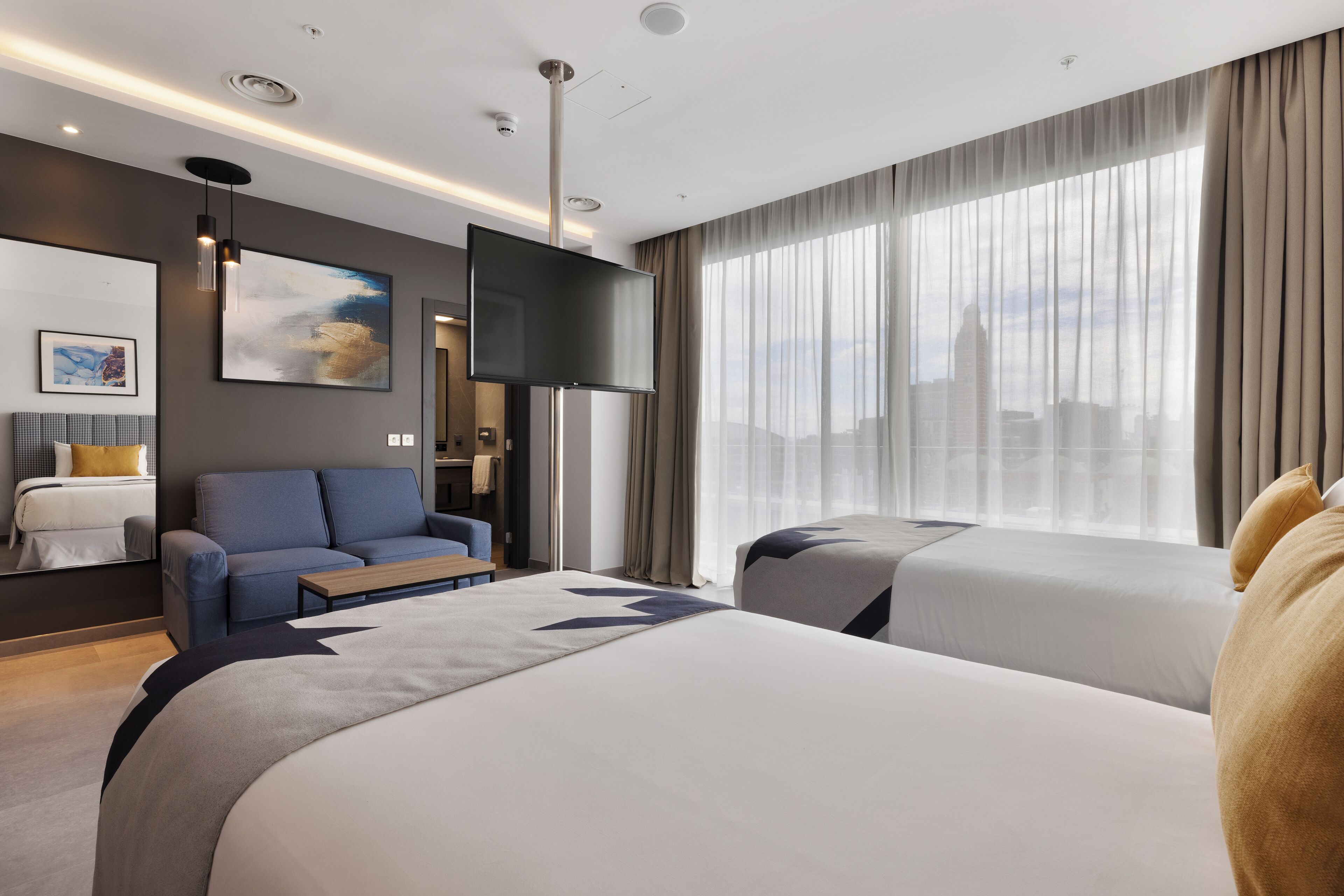Family Quadruple (1 KingBed and 1 Sofa Bed)/ (2 TwinBed |Sofa Bed)