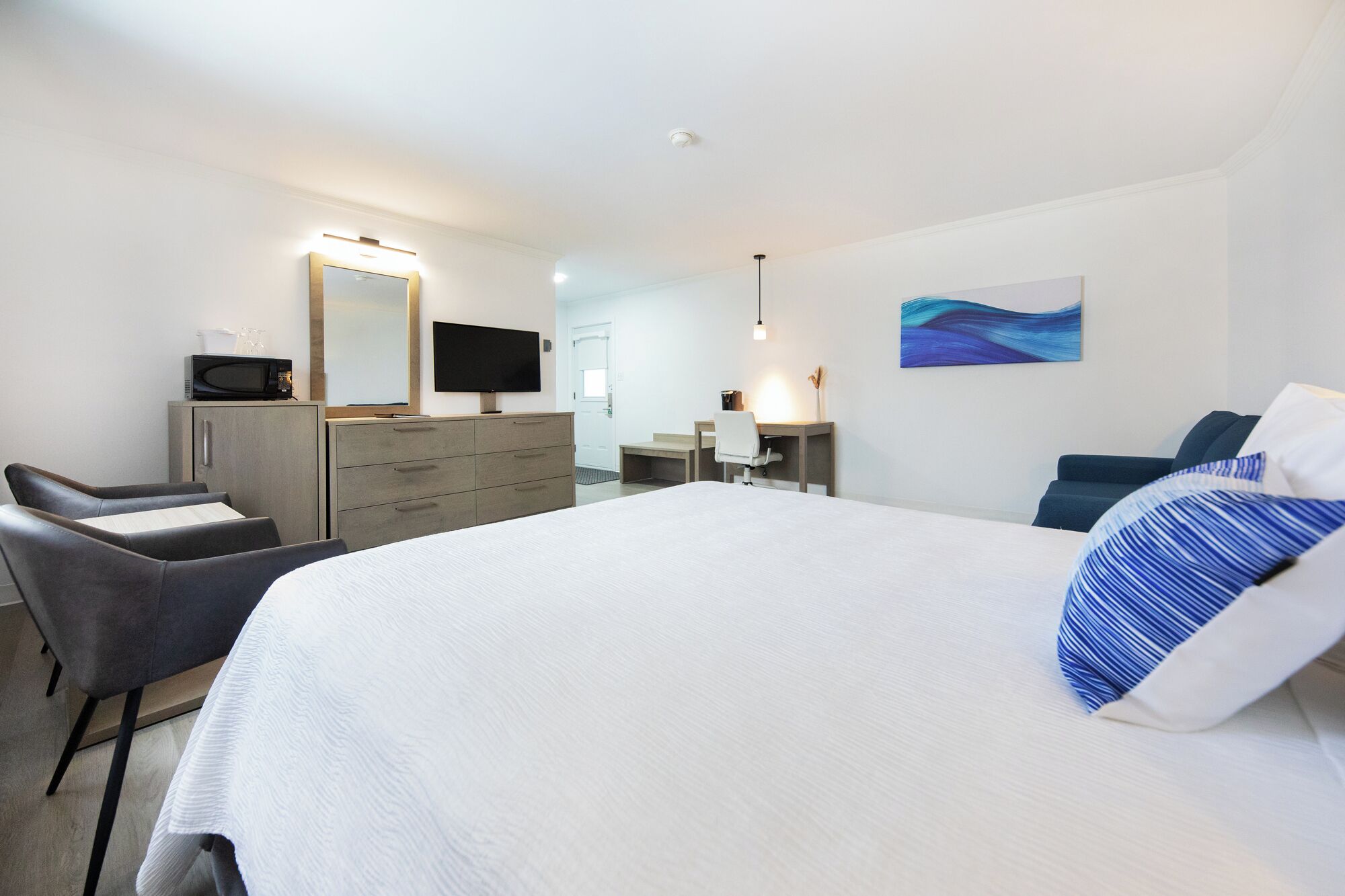 Suite, 1 Queen Bed with Sofa bed, Sea View