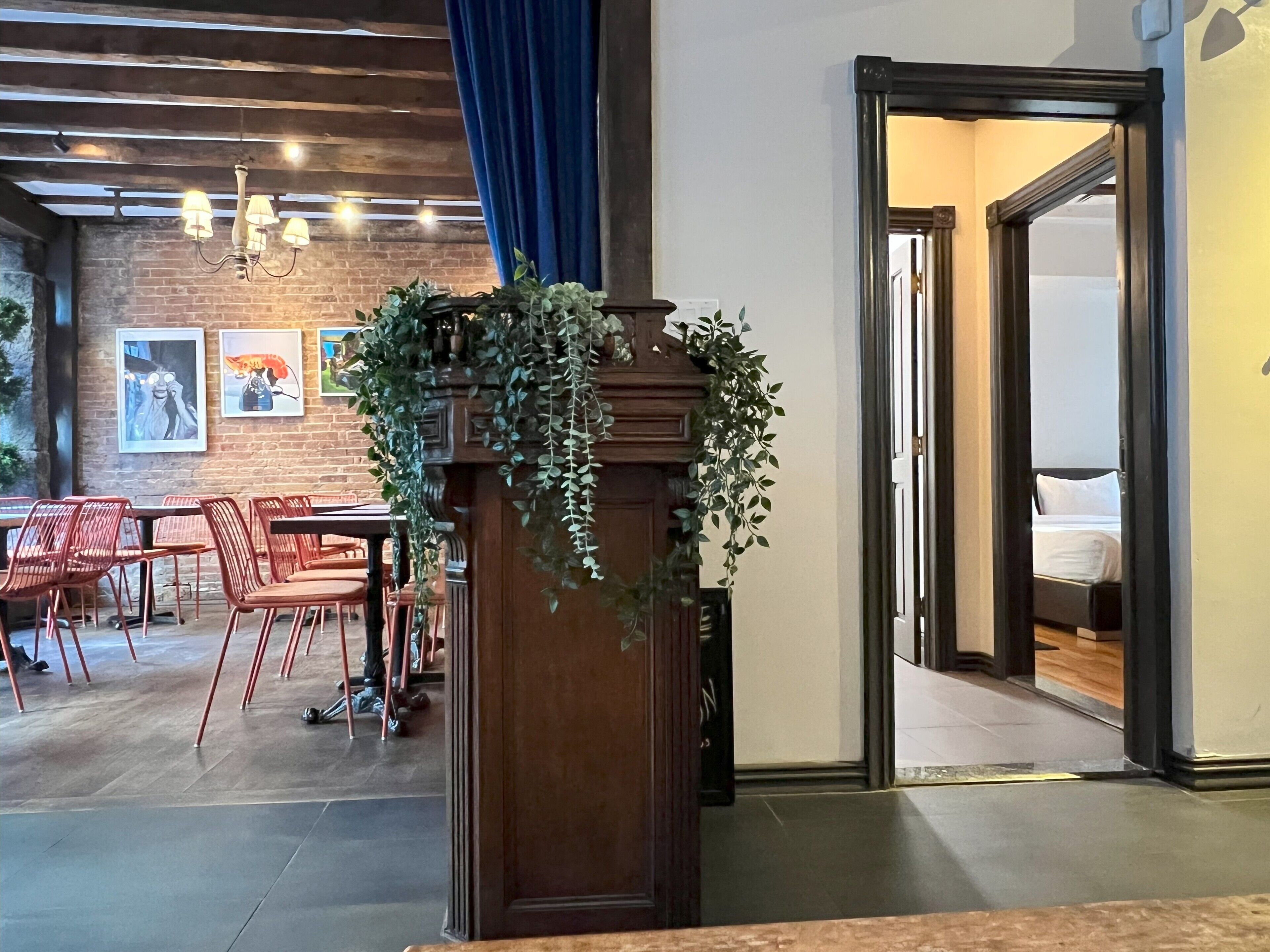Room, 1 Queen Bed, Ground Floor (Lobby)