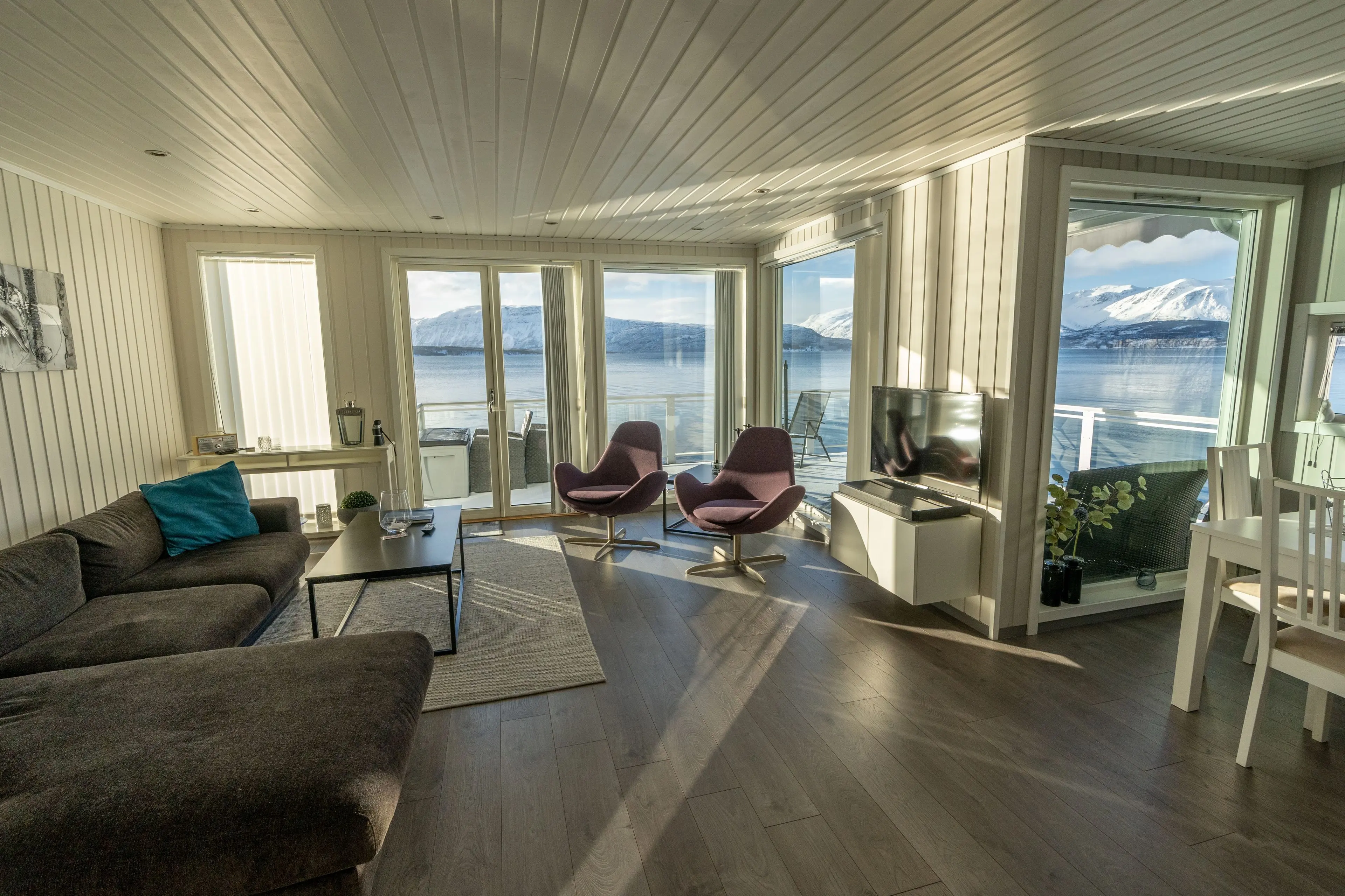 RORBU PREMIUM 3 BEDROOMS, SEA VIEW RORBU PREMIUM 3 BEDROOMS, SEA VIEW