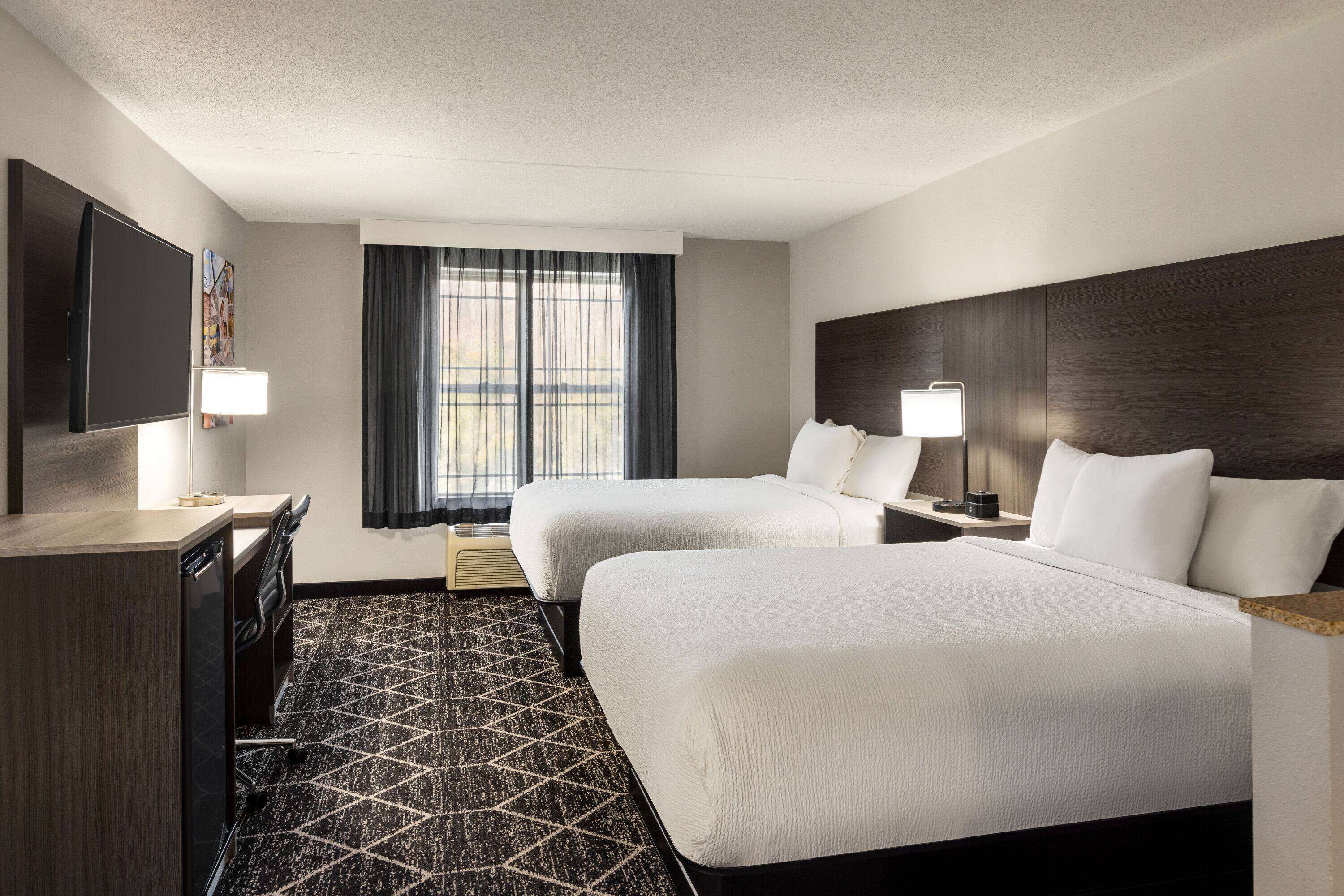 Room, 2 Queen Beds, Non Smoking (Efficiency)