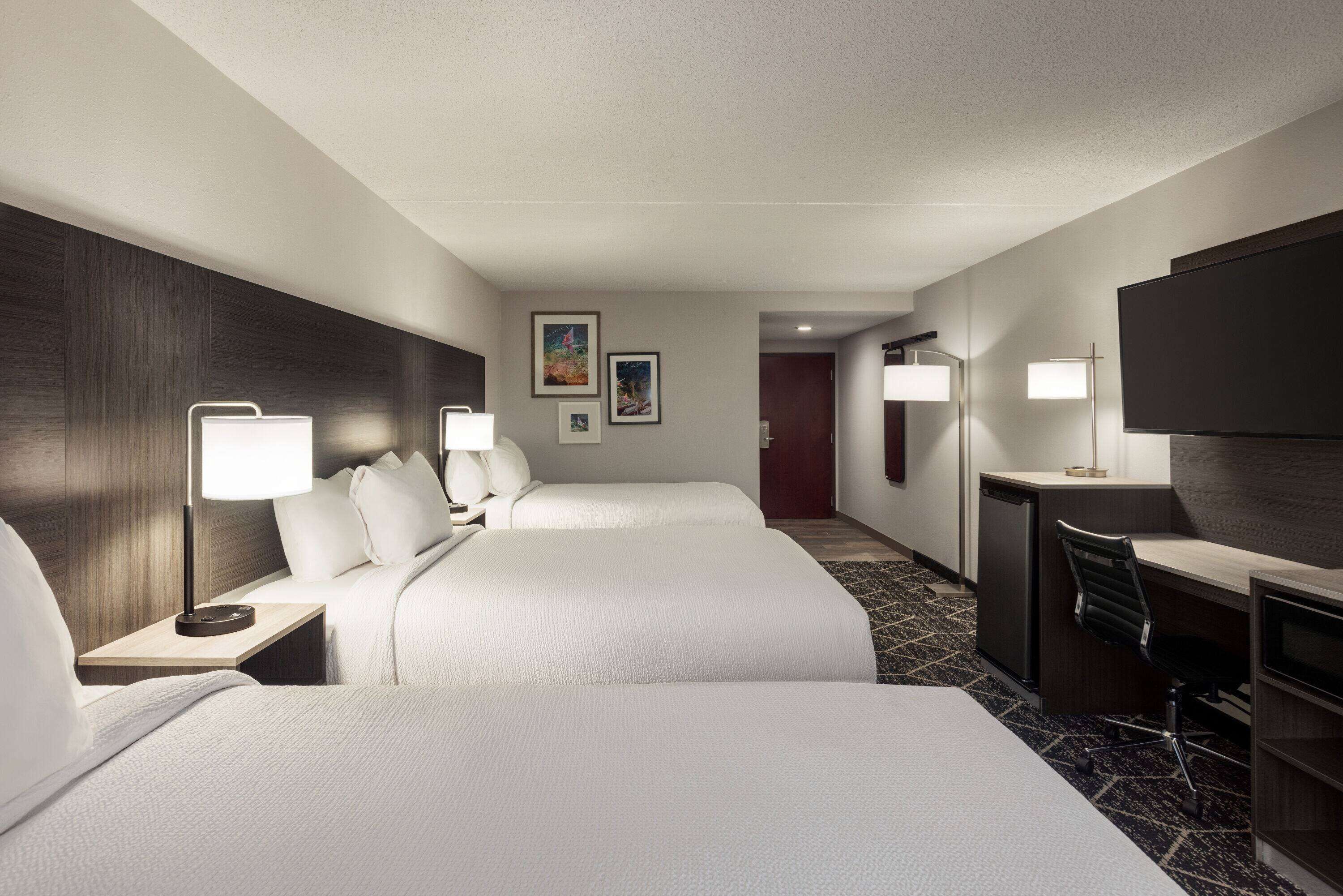 Room, Multiple Beds, Non Smoking