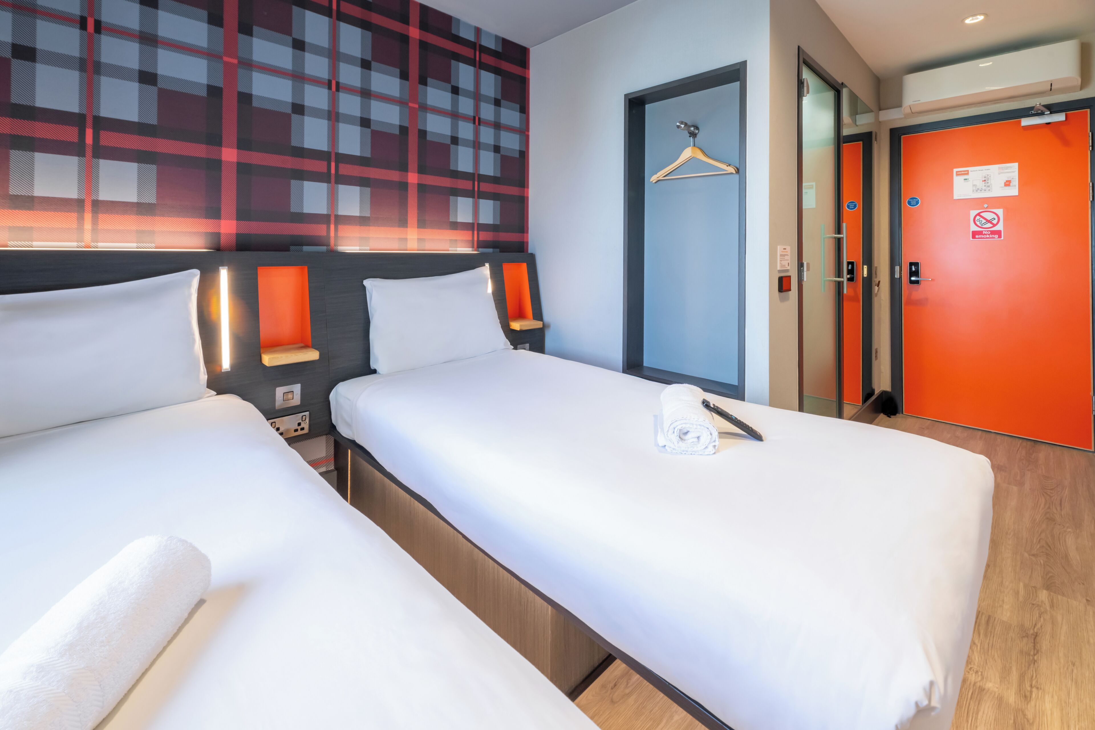 Twin Room, 2 Twin Beds
