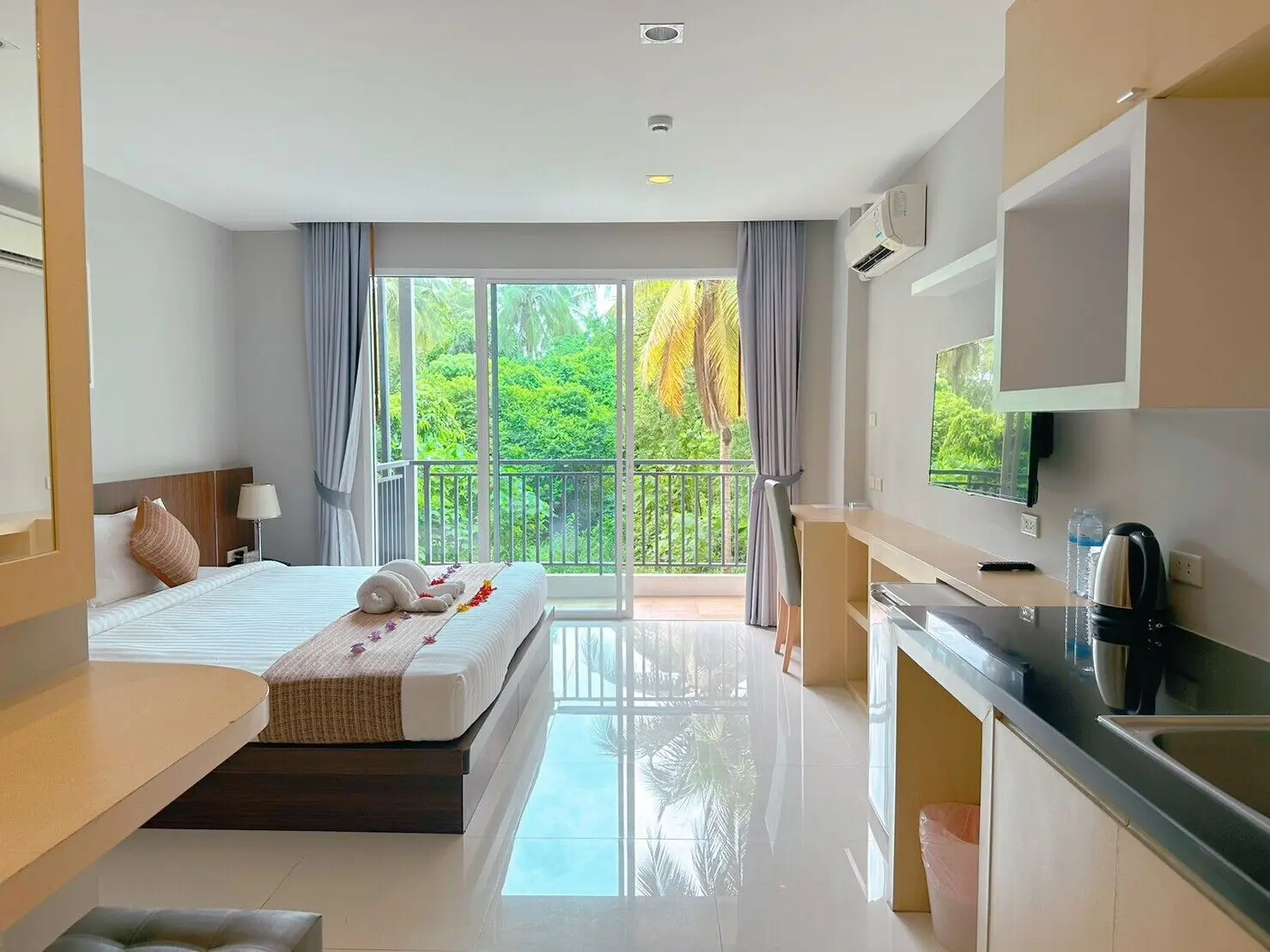 Superior Double Room Superior Double Room
