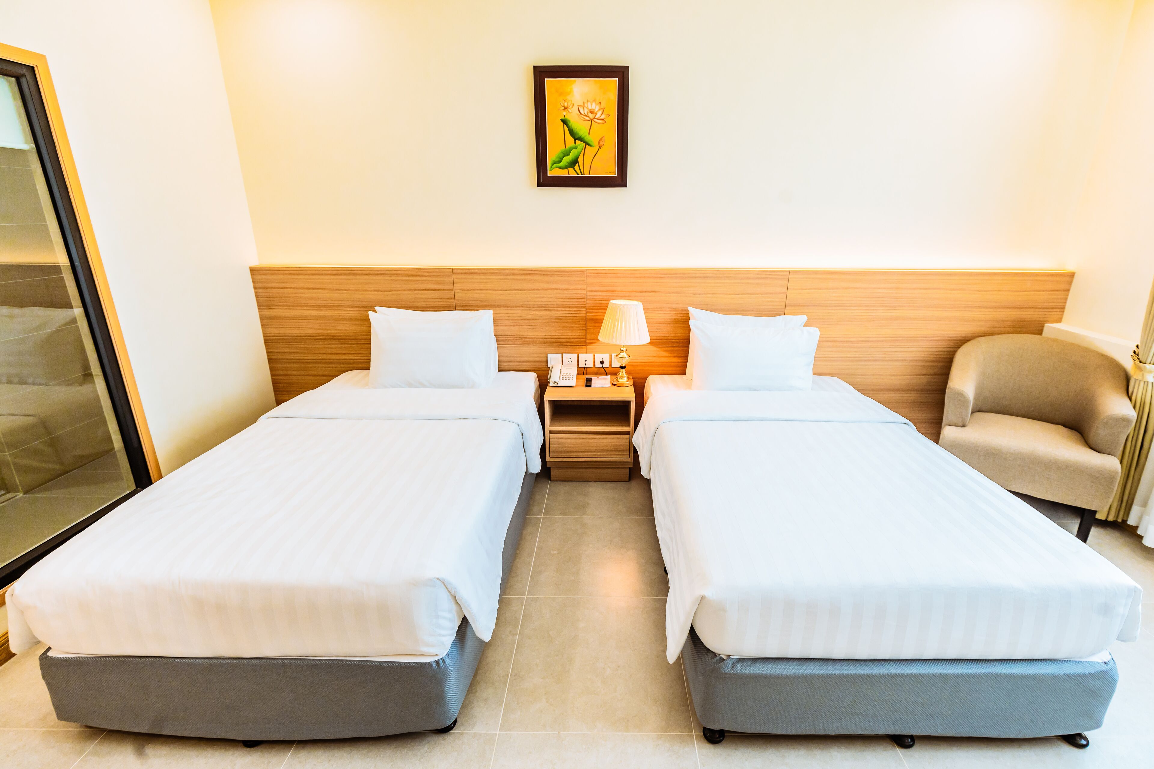 Standard Twin Room