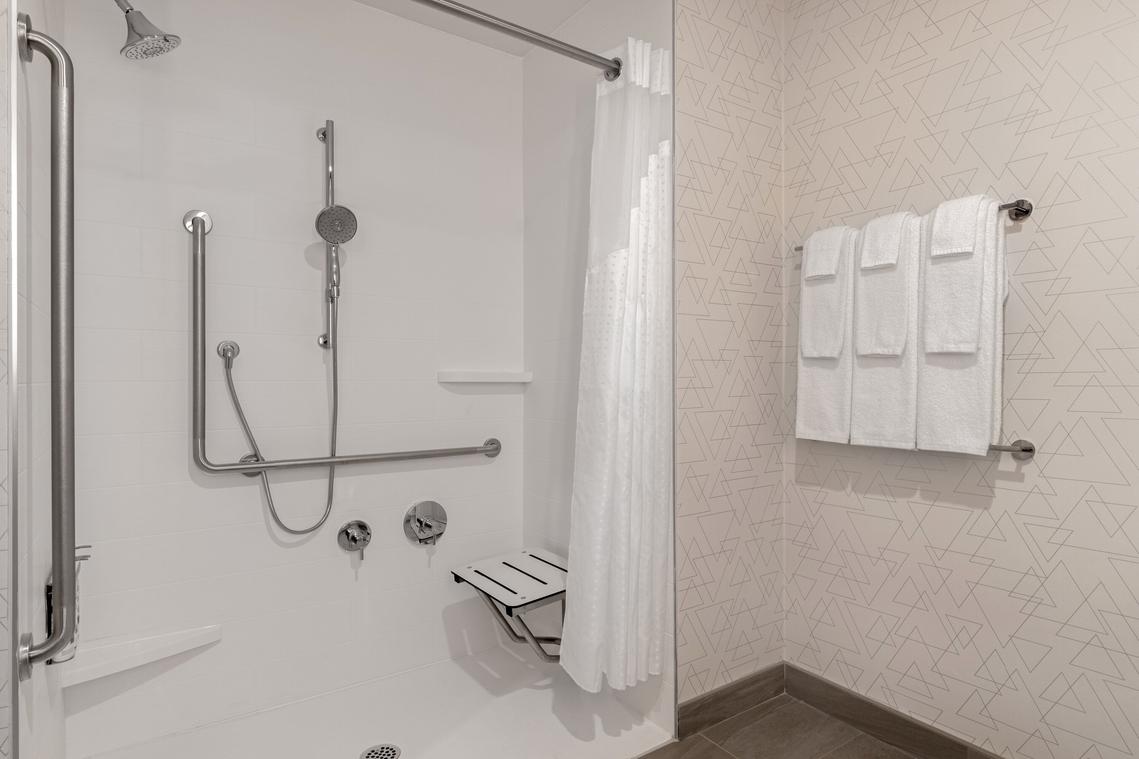 Standard Room, 1 King Bed, Accessible (Extra Floor Space)