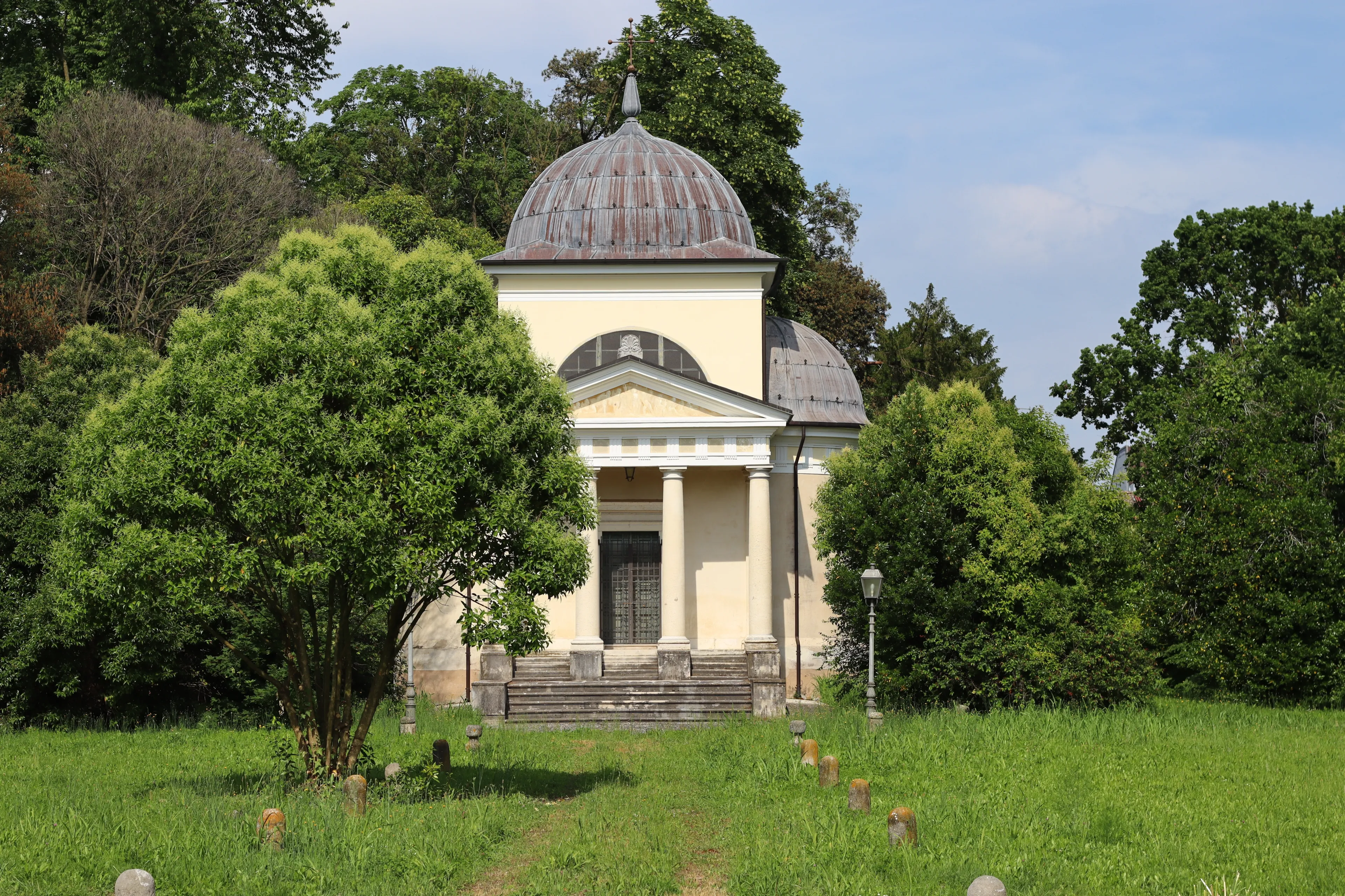 Best Latisana hotels. Cheap hotels in Latisana, Italy