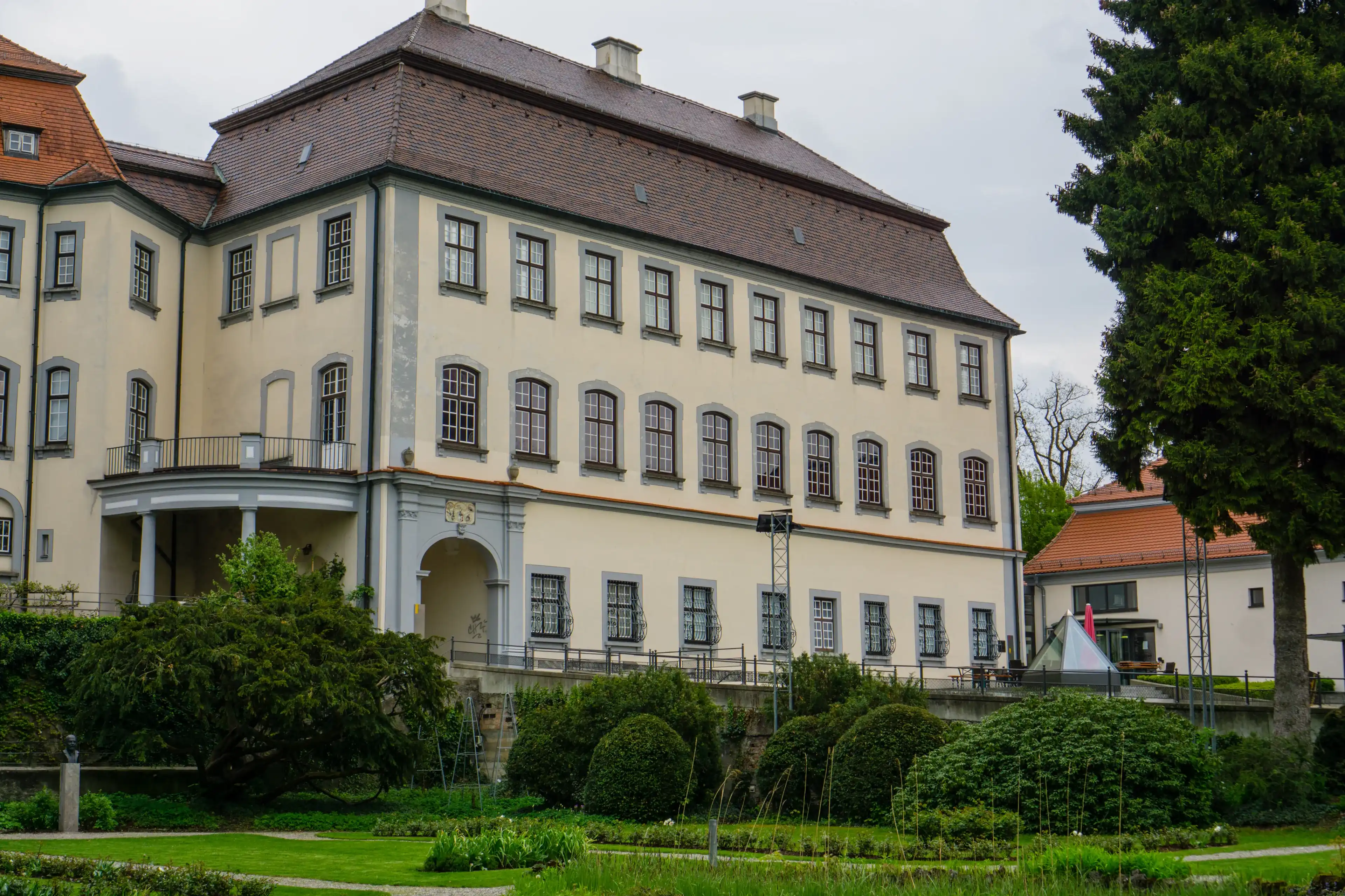 Best Laupheim hotels. Cheap hotels in Laupheim, Germany Best Laupheim hotels. Cheap hotels in Laupheim, Germany