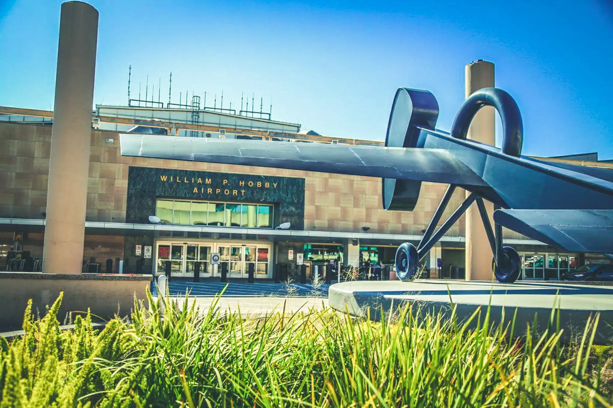 William P. Hobby Airport/HOU Website William P. Hobby Airport/HOU Website