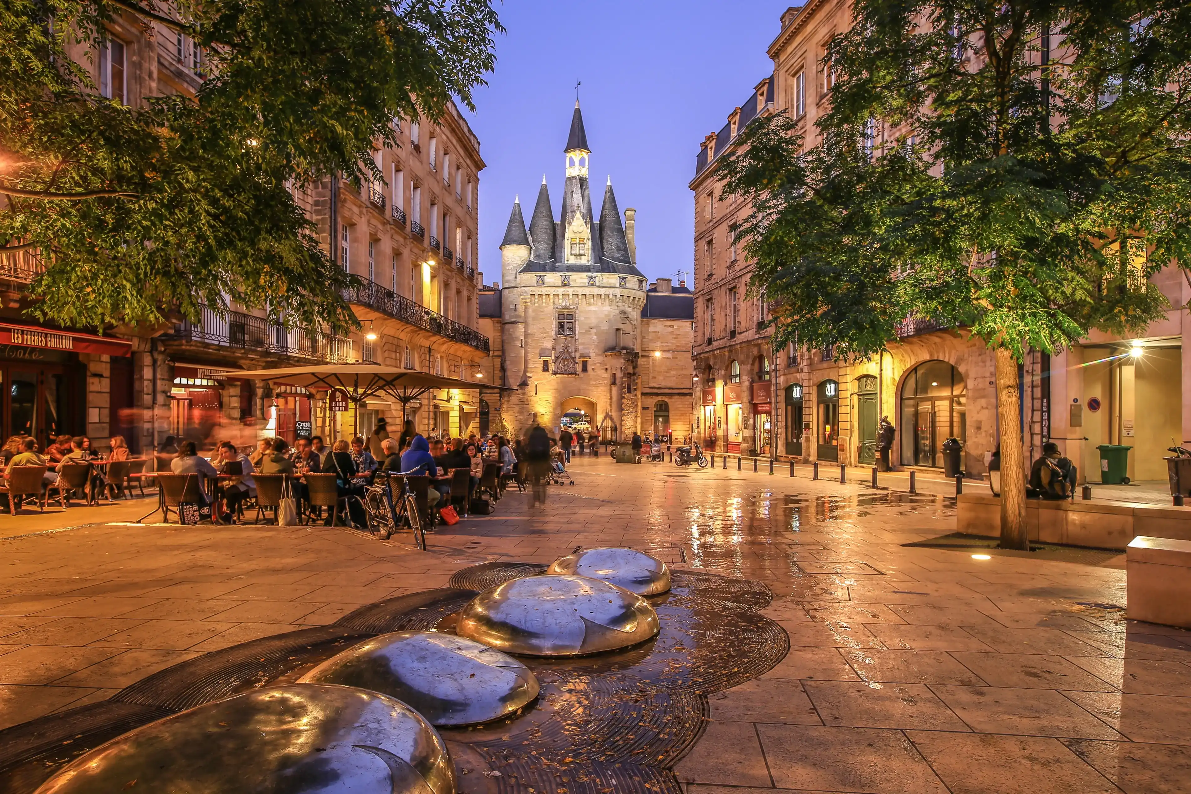 Best Bordeaux hotels. Cheap hotels in Bordeaux, France