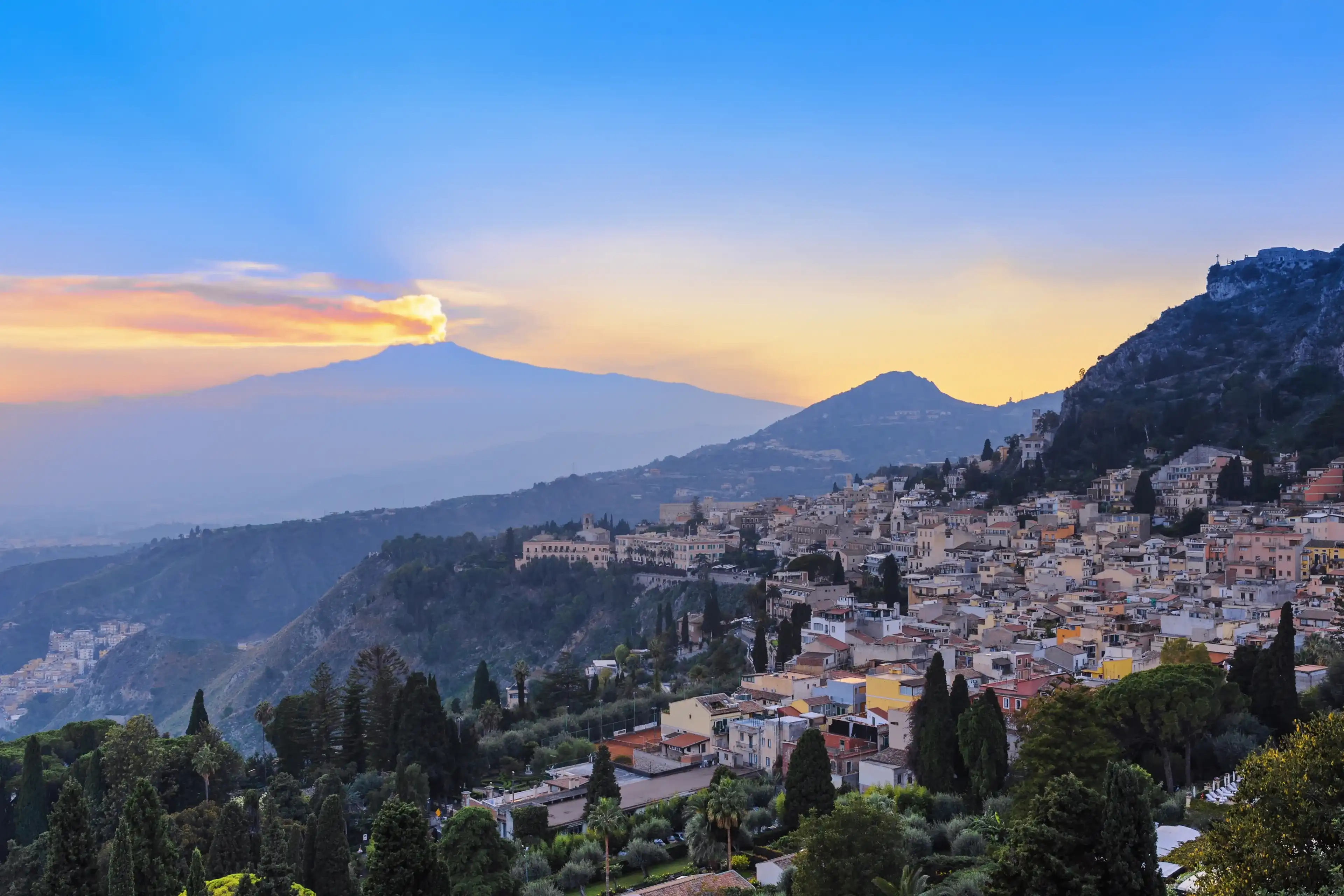 Best Taormina hotels. Cheap hotels in Taormina, Italy