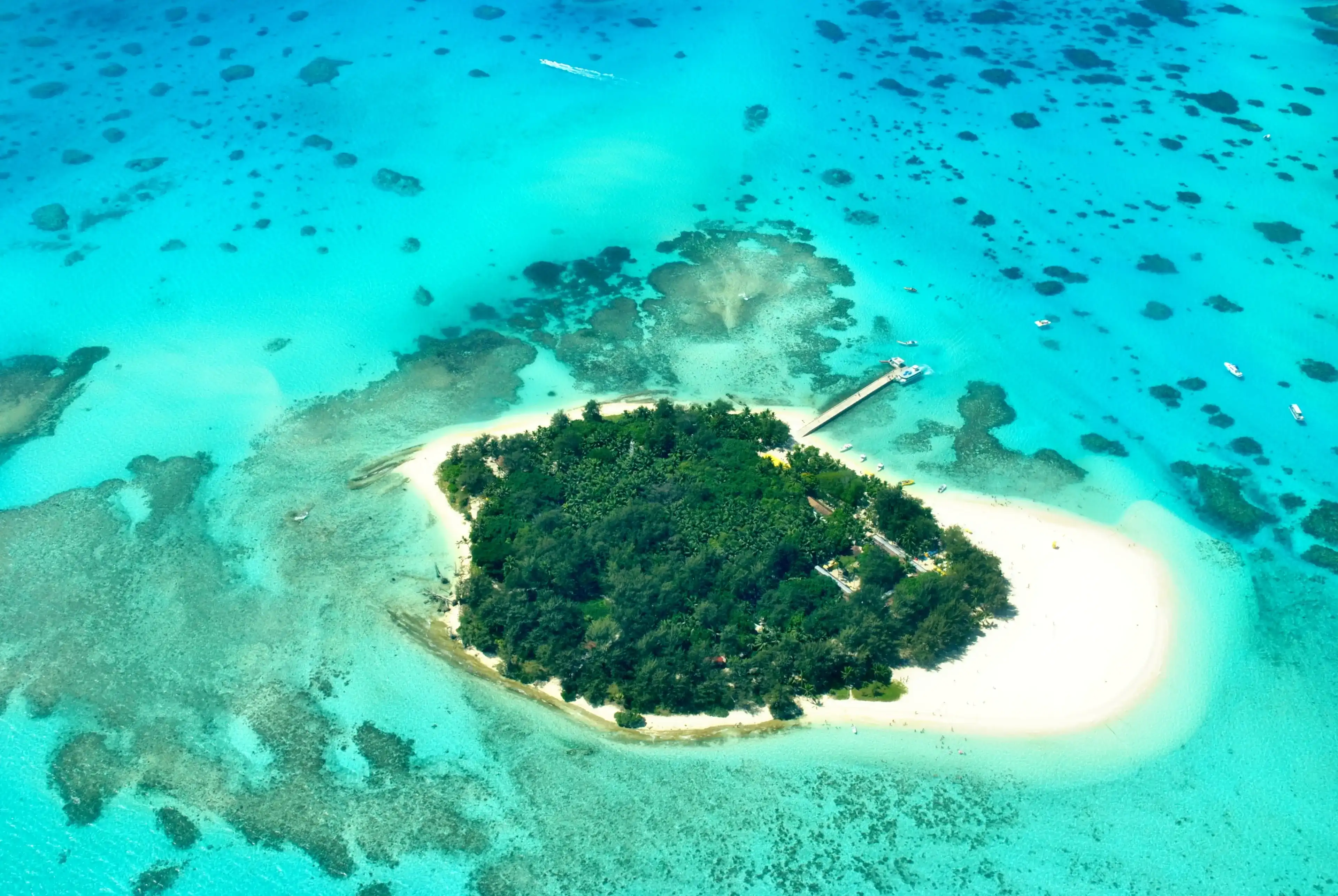 Wide aerial view of Managaha Island, a famous destination close to Saipan, Northern Mariana Islands. 
