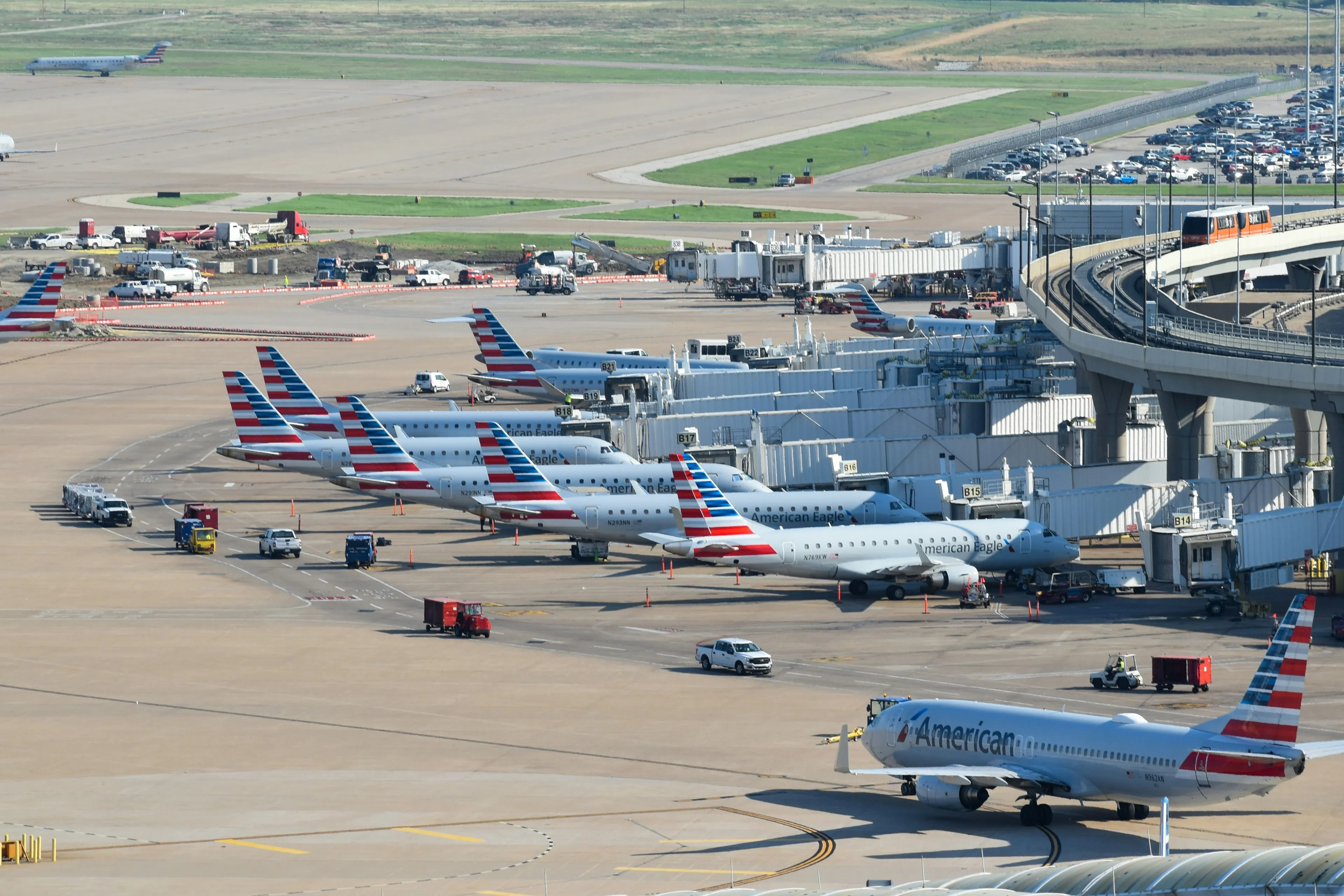 American Airlines jets Dallas Forth Worth International Airport (DFW)