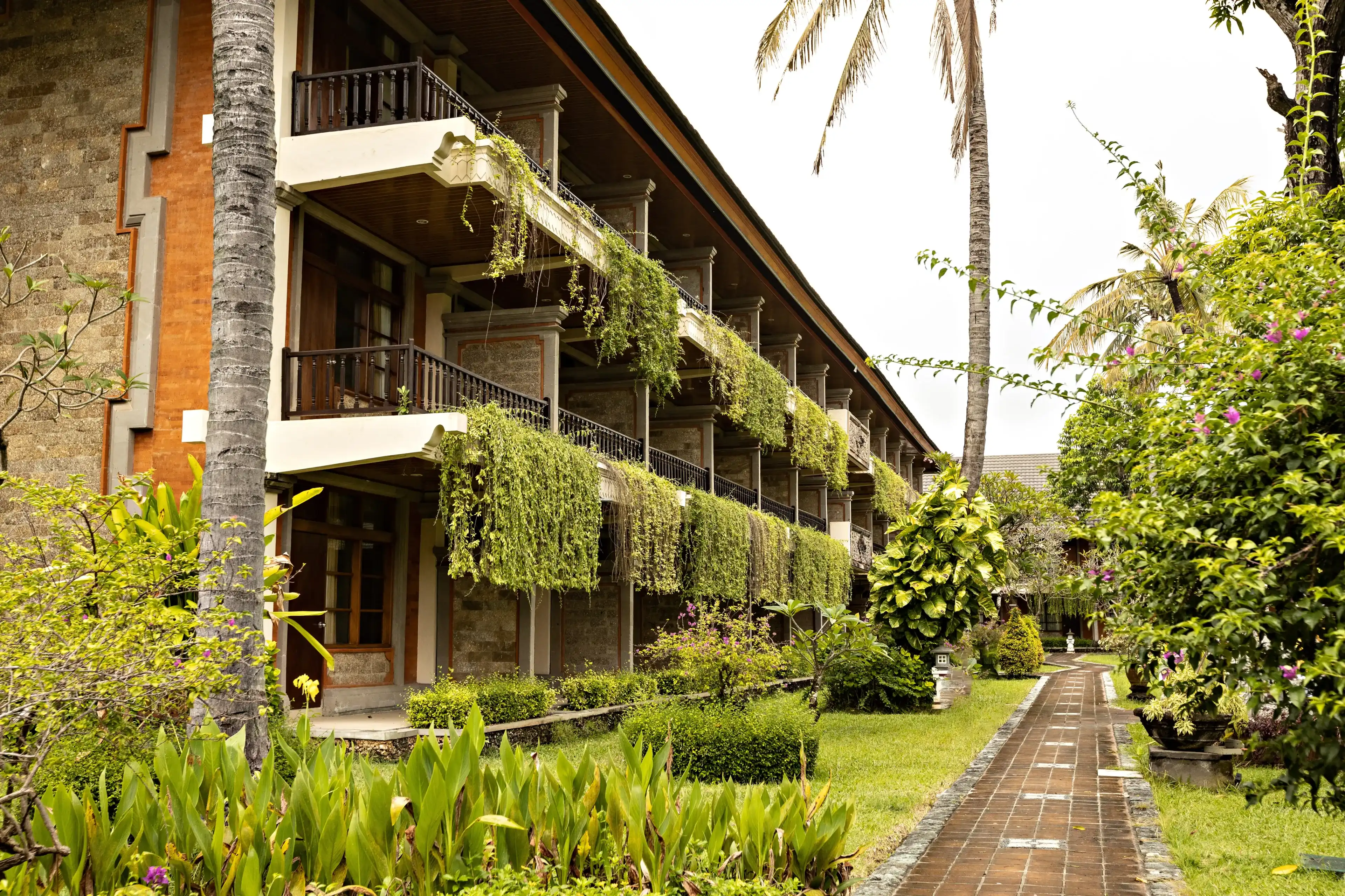 Best Legian hotels. Cheap hotels in Legian, Indonesia