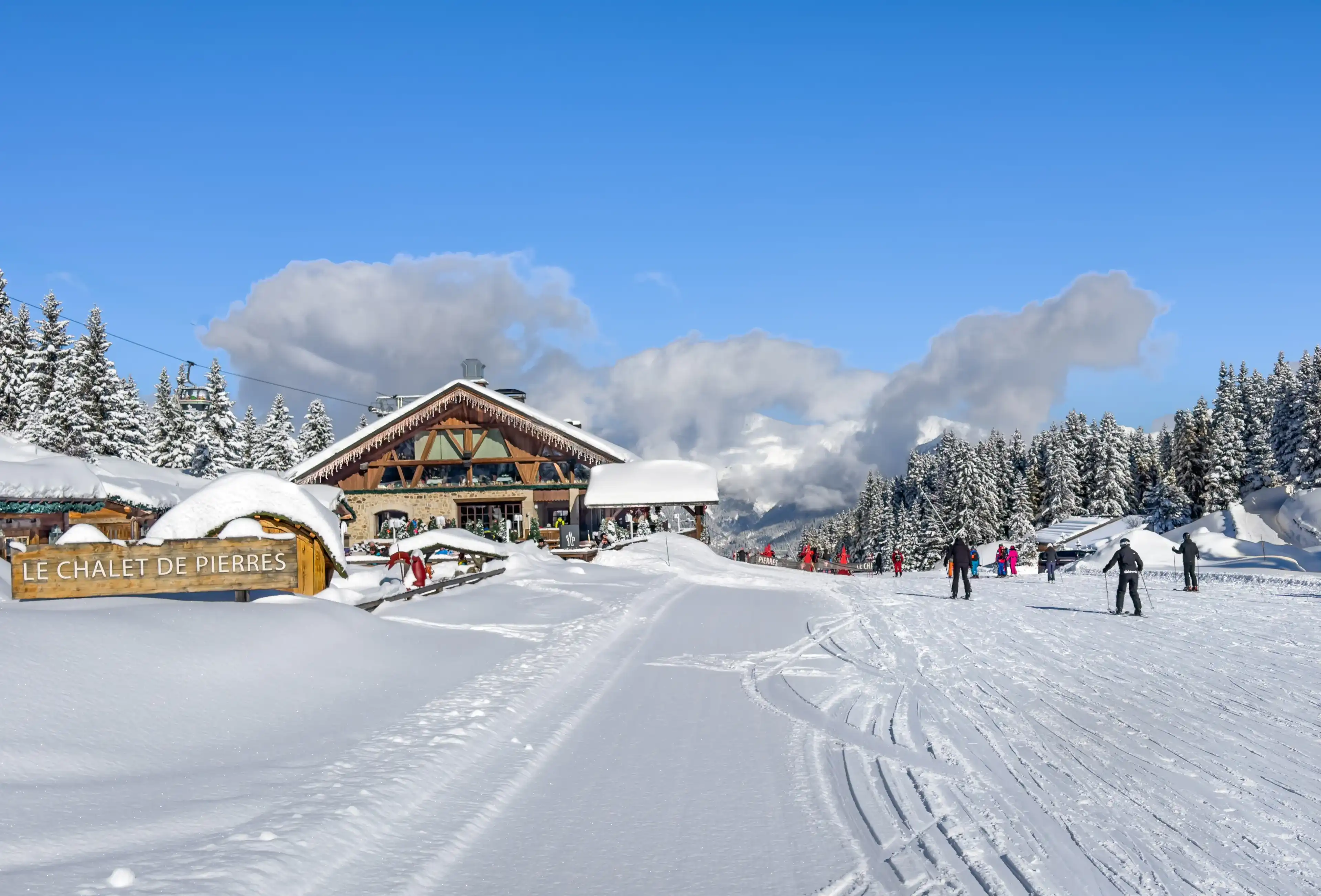 Best Courchevel hotels. Cheap hotels in Courchevel, France