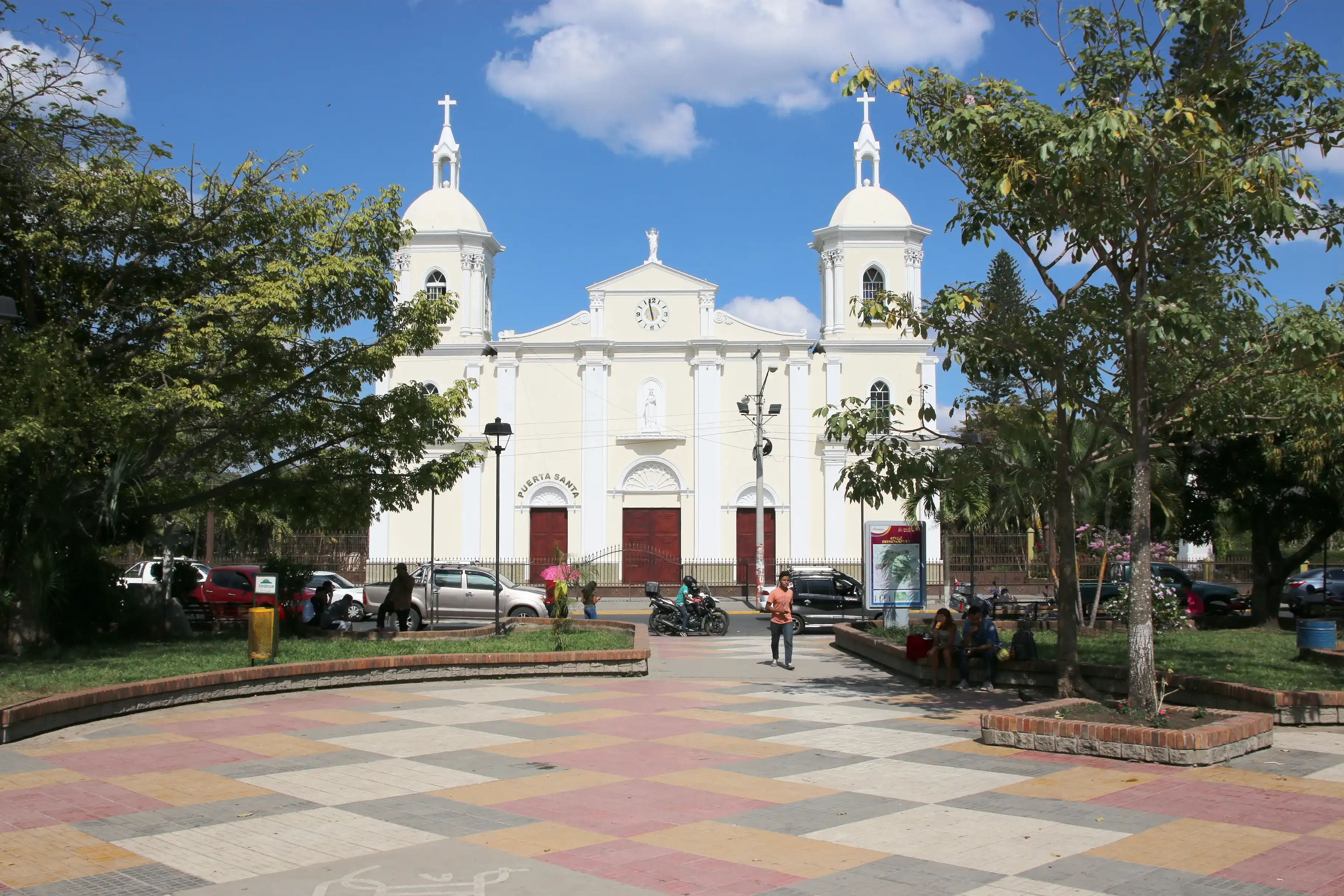 ESTELÍ - NICARAGUA - 2 APRIL 2018 - The main square and the cathedral in Estelí which is a city in Nicaragua.