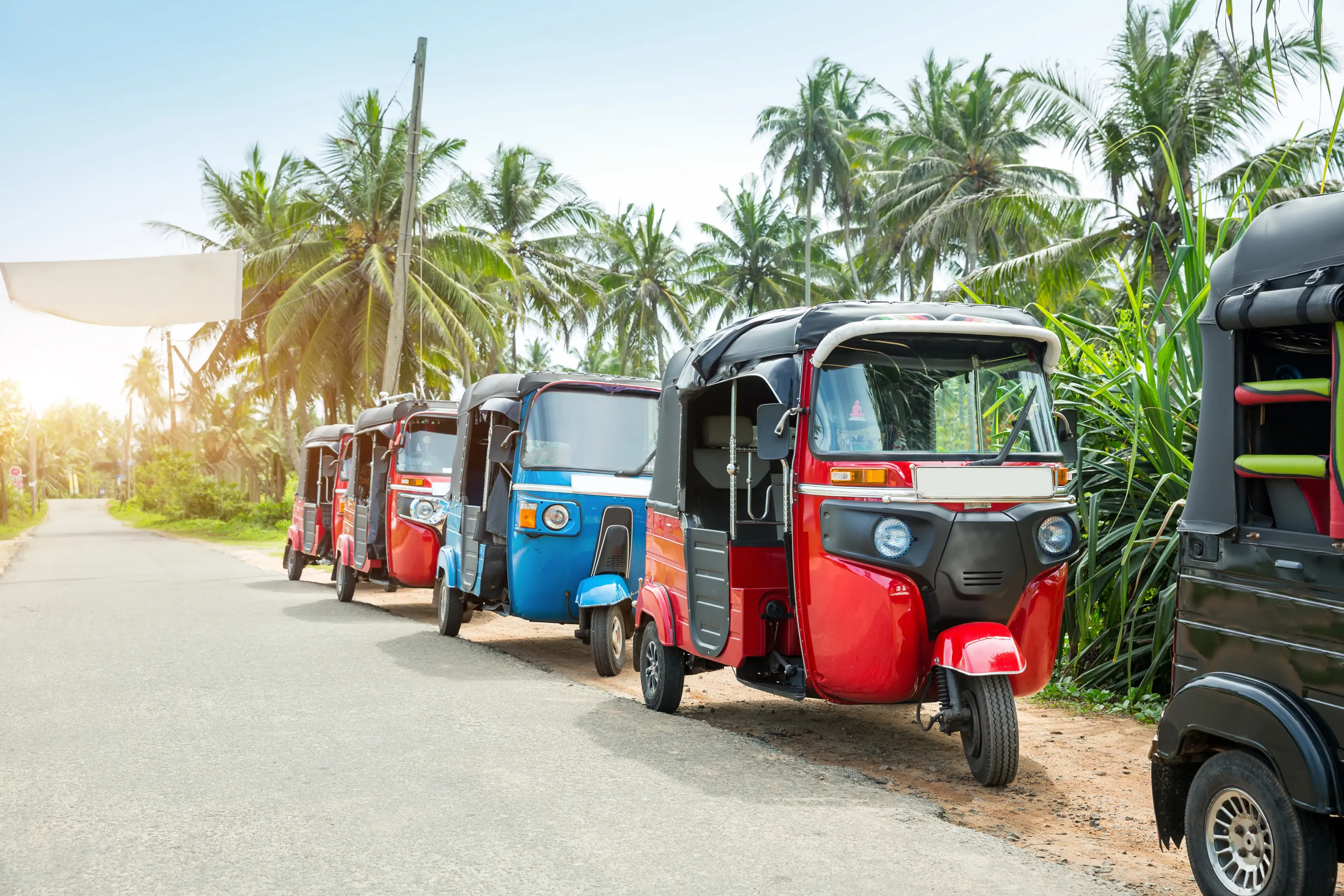 Visitors’ Guide to Sri Lanka Visitors’ Guide to Sri Lanka