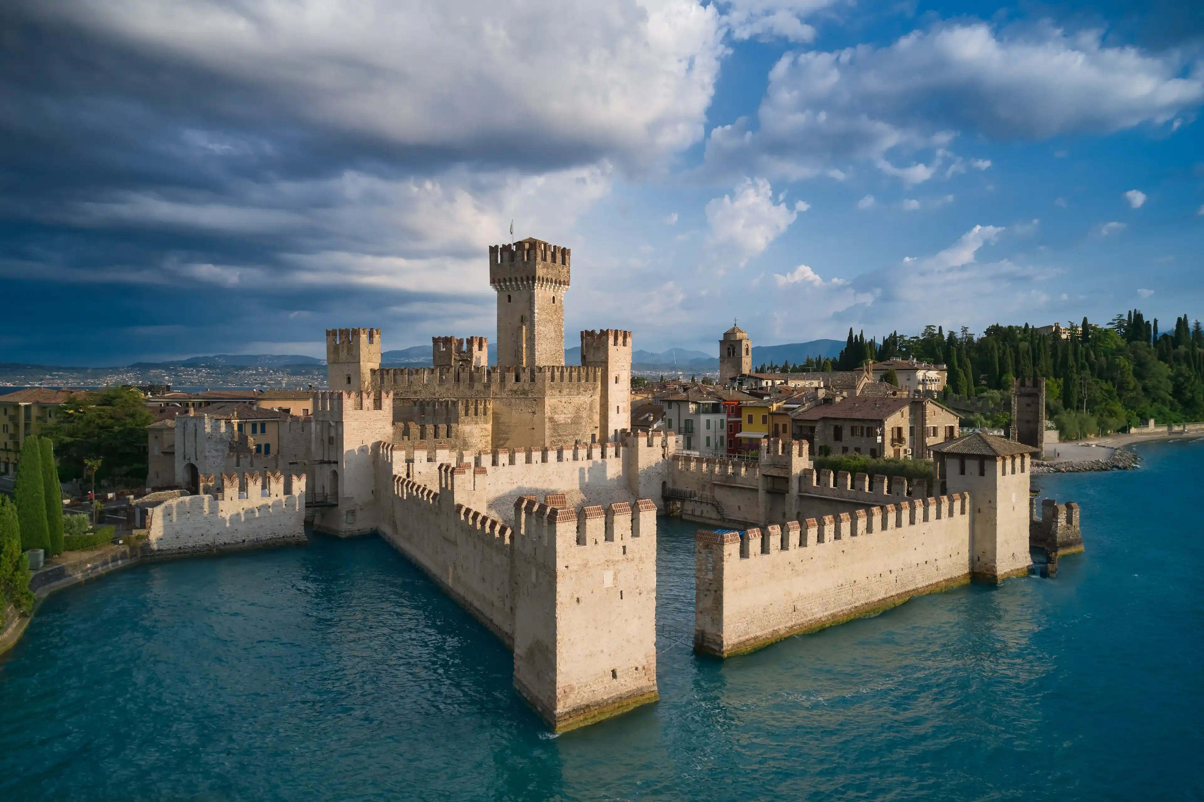 Best Sirmione hotels. Cheap hotels in Sirmione, Italy