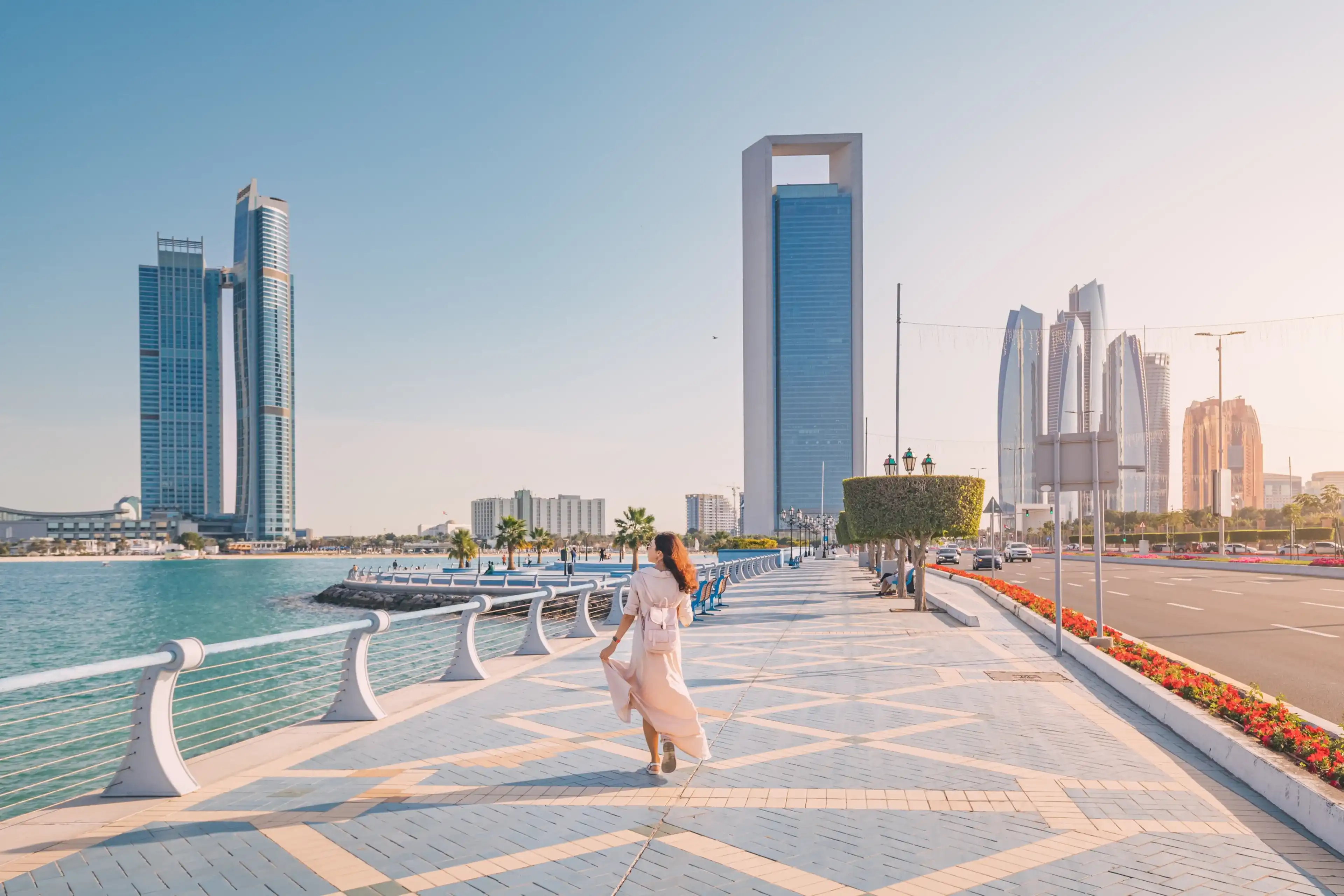 Strolling along the Abu Dhabi Corniche, a scenic waterfront promenade with stunning views of the Arabian Gulf and the city's iconic skyscrapers, is a must-do for any visitor to the UAE's capital.