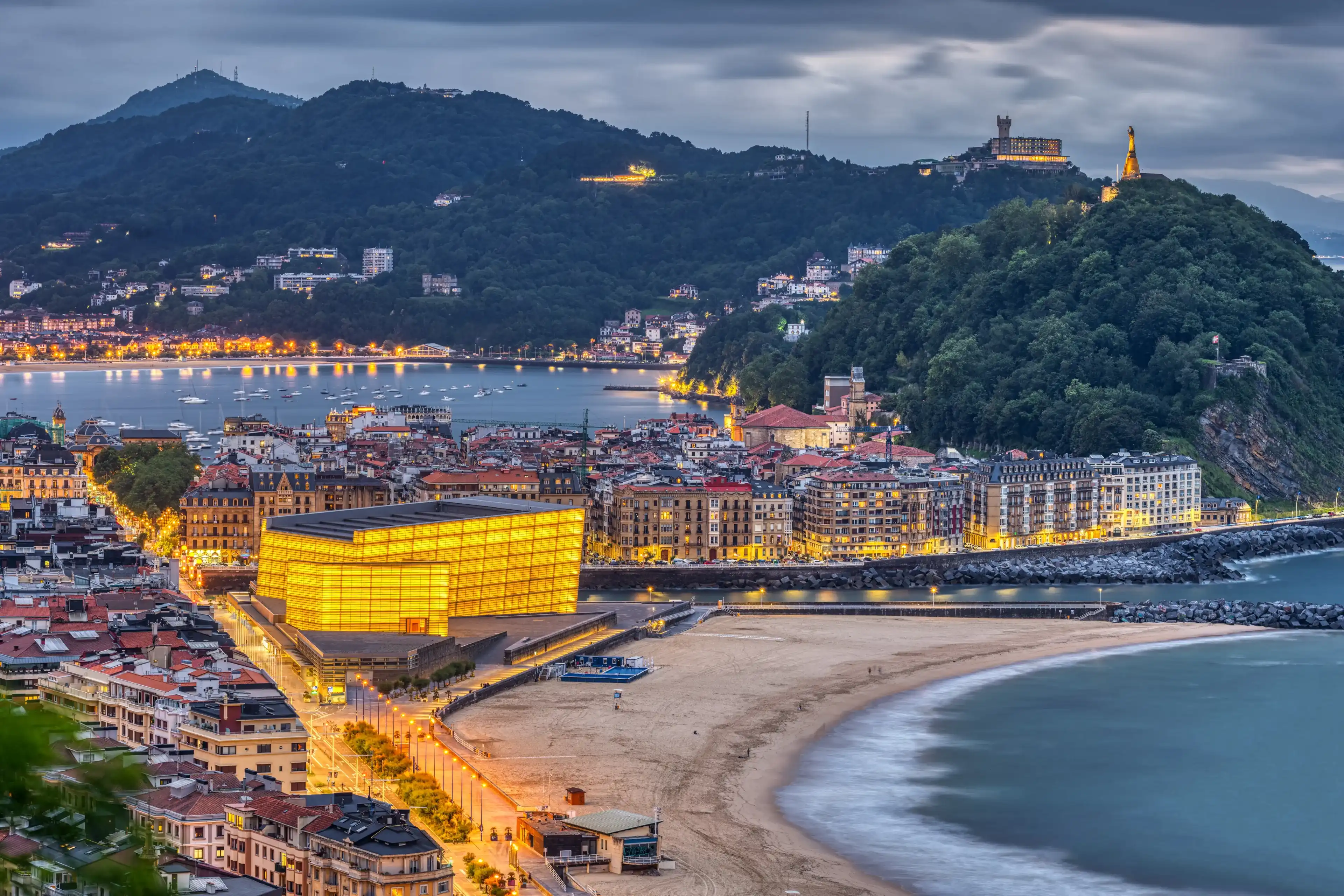 Best Donostia / San Sebastián hotels. Cheap hotels in Donostia / San Sebastián, Spain
