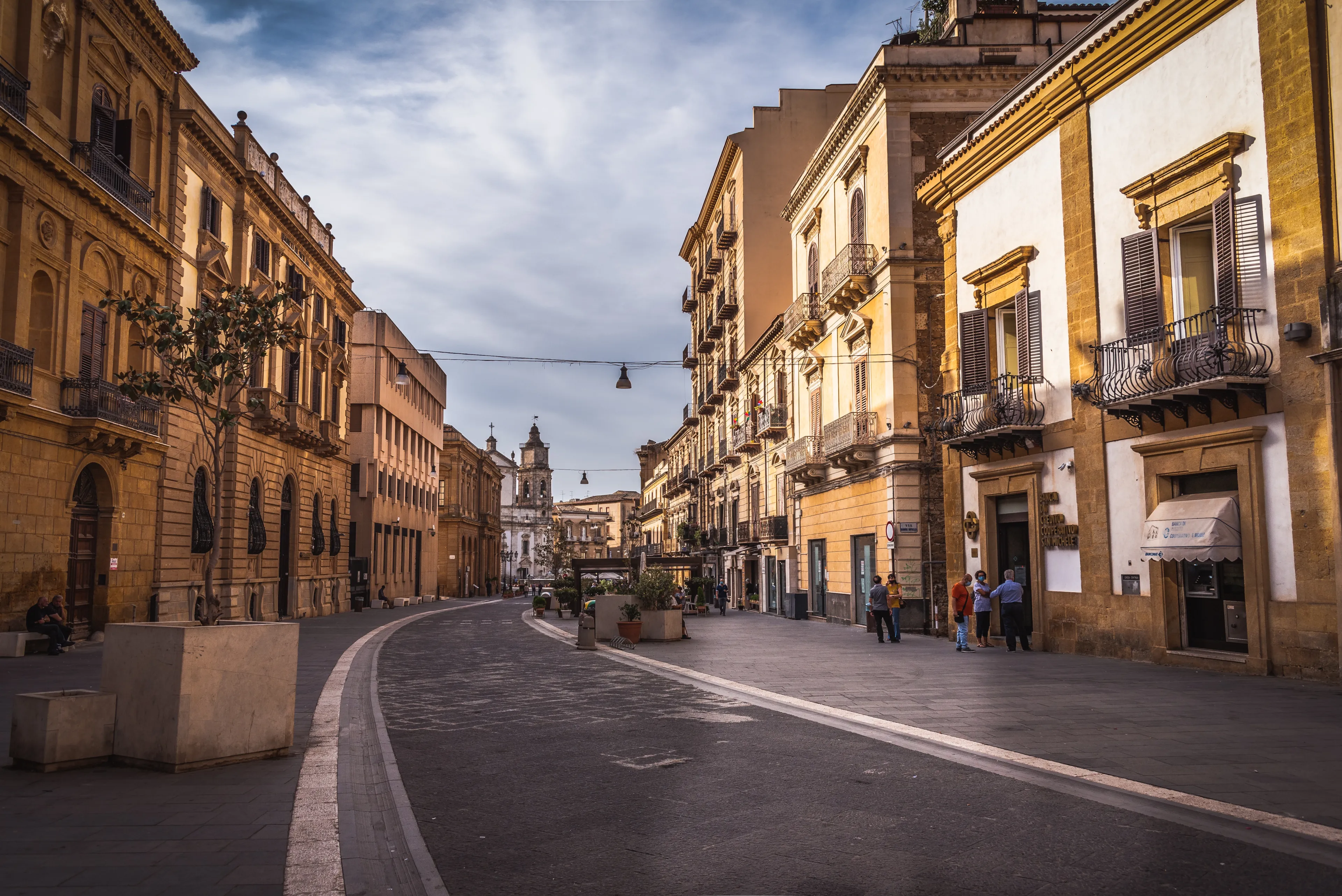 Best Caltanissetta hotels. Cheap hotels in Caltanissetta, Italy